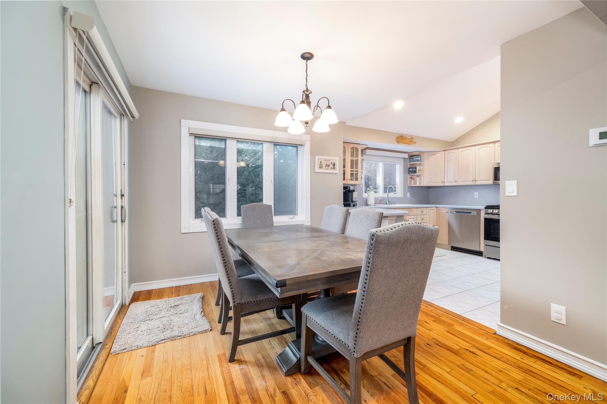 137 Willard Avenue, Farmingdale, NY 11735