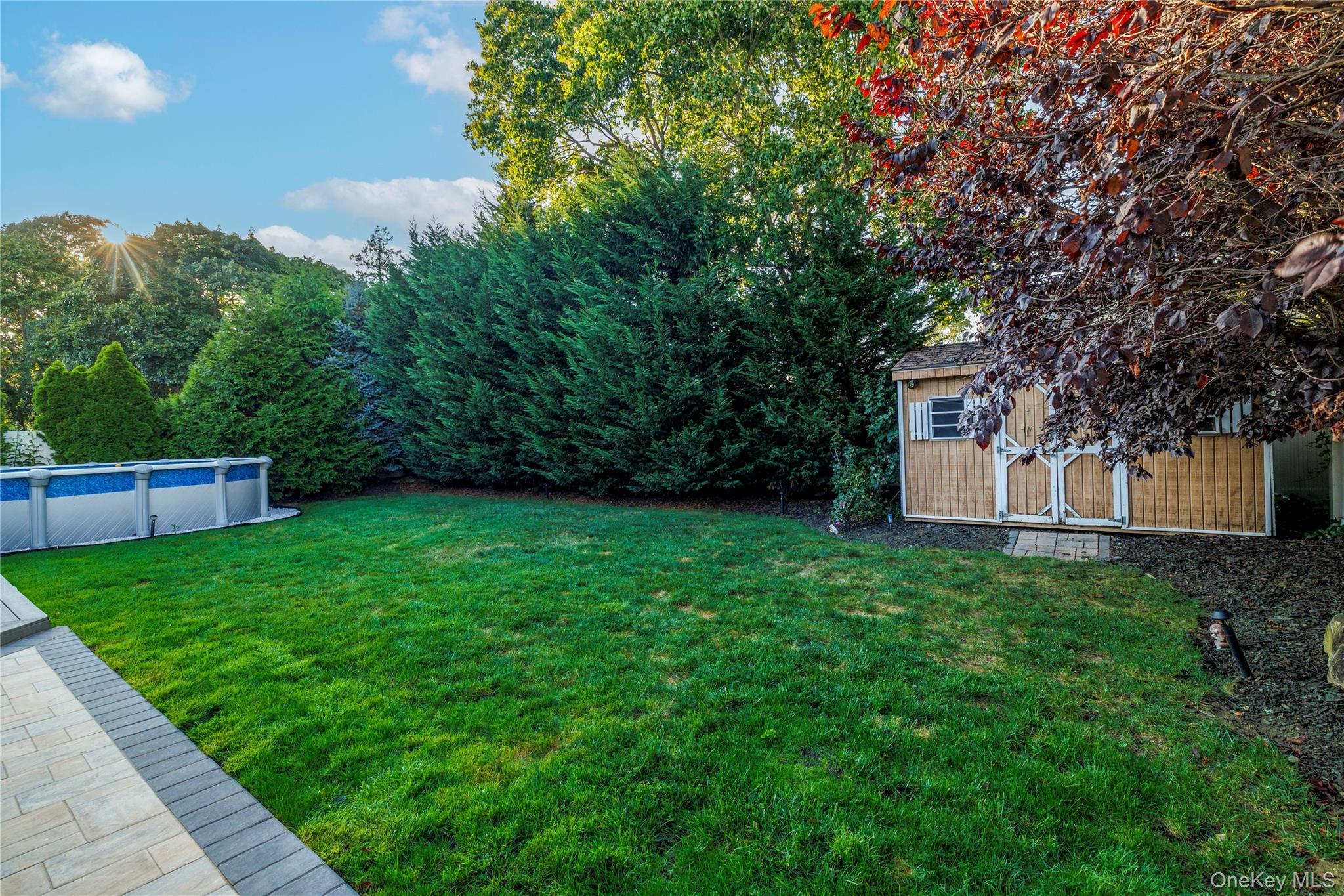 137 Willard Avenue, Farmingdale, NY 11735