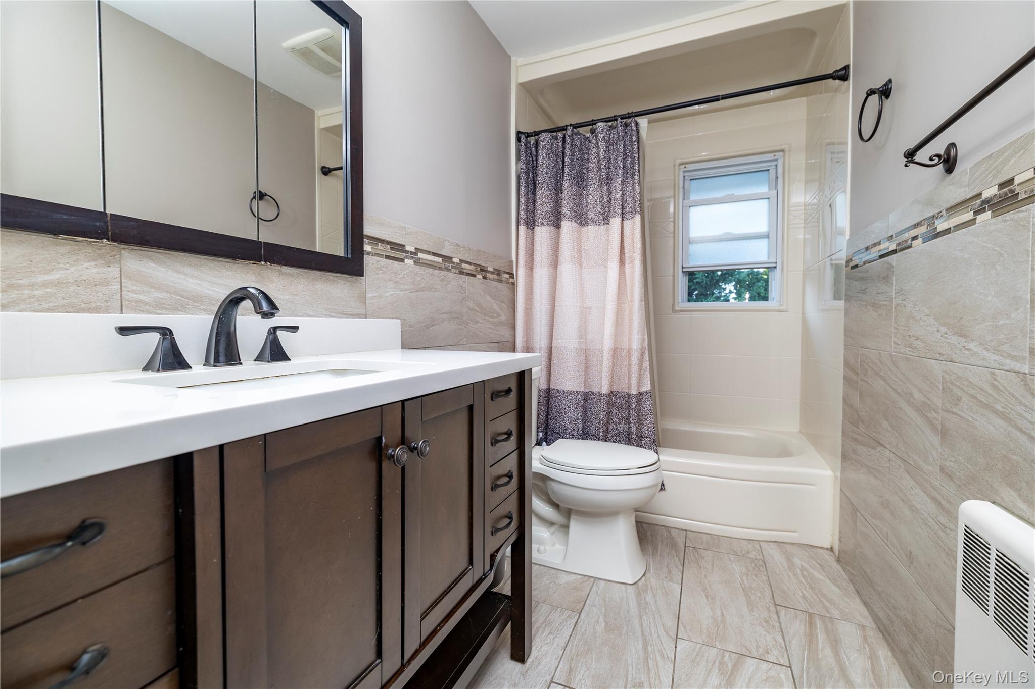 137 Willard Avenue, Farmingdale, NY 11735