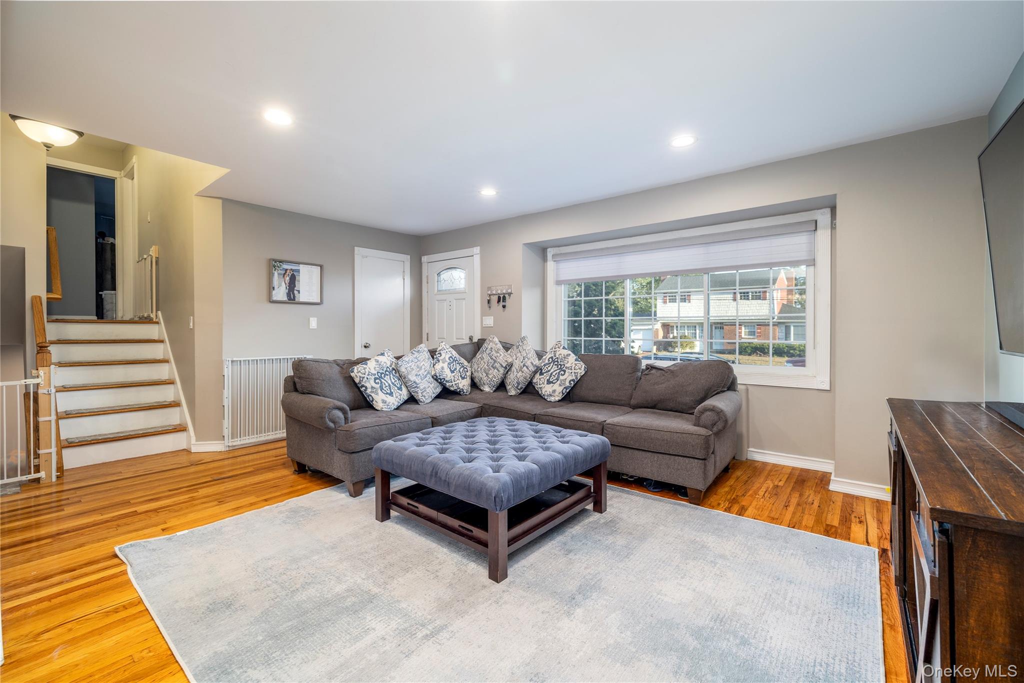 137 Willard Avenue, Farmingdale, NY 11735