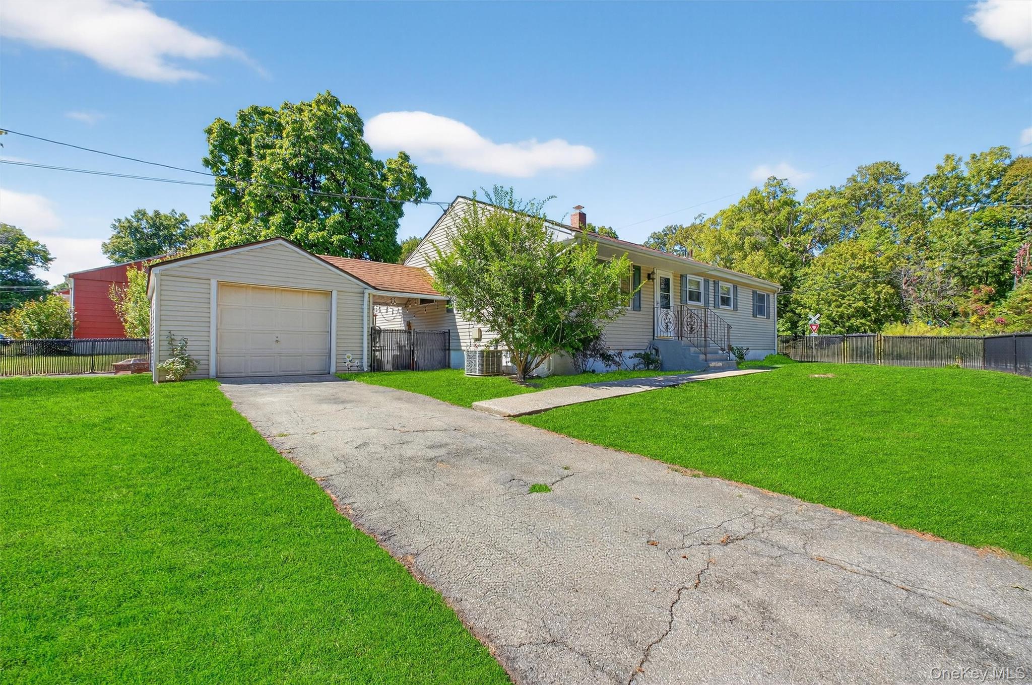 1 Park Lane, Beacon, NY 12508