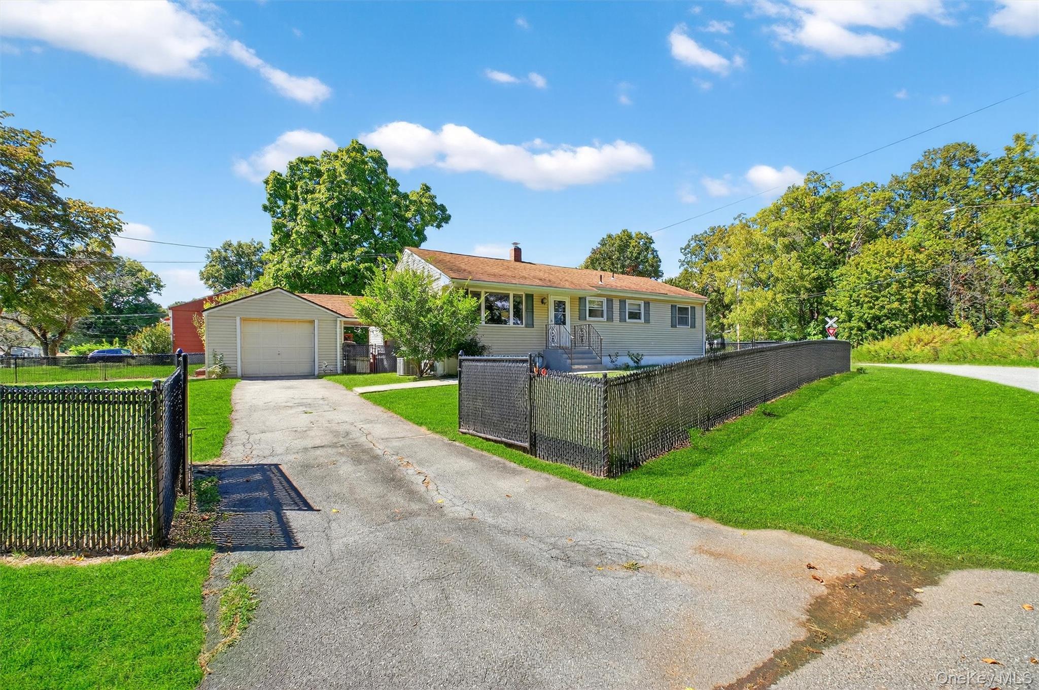 1 Park Lane, Beacon, NY 12508