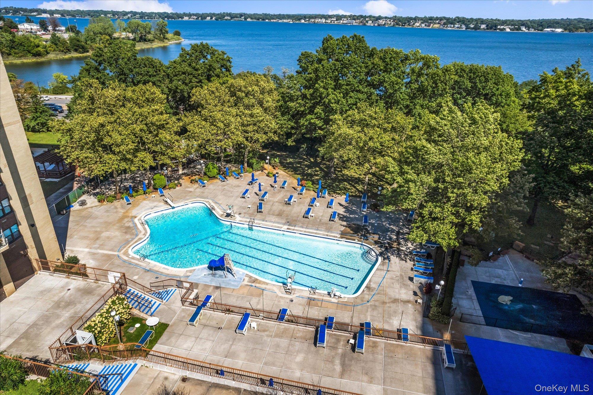 1785 215th Street # 17E, Bayside, NY 11360