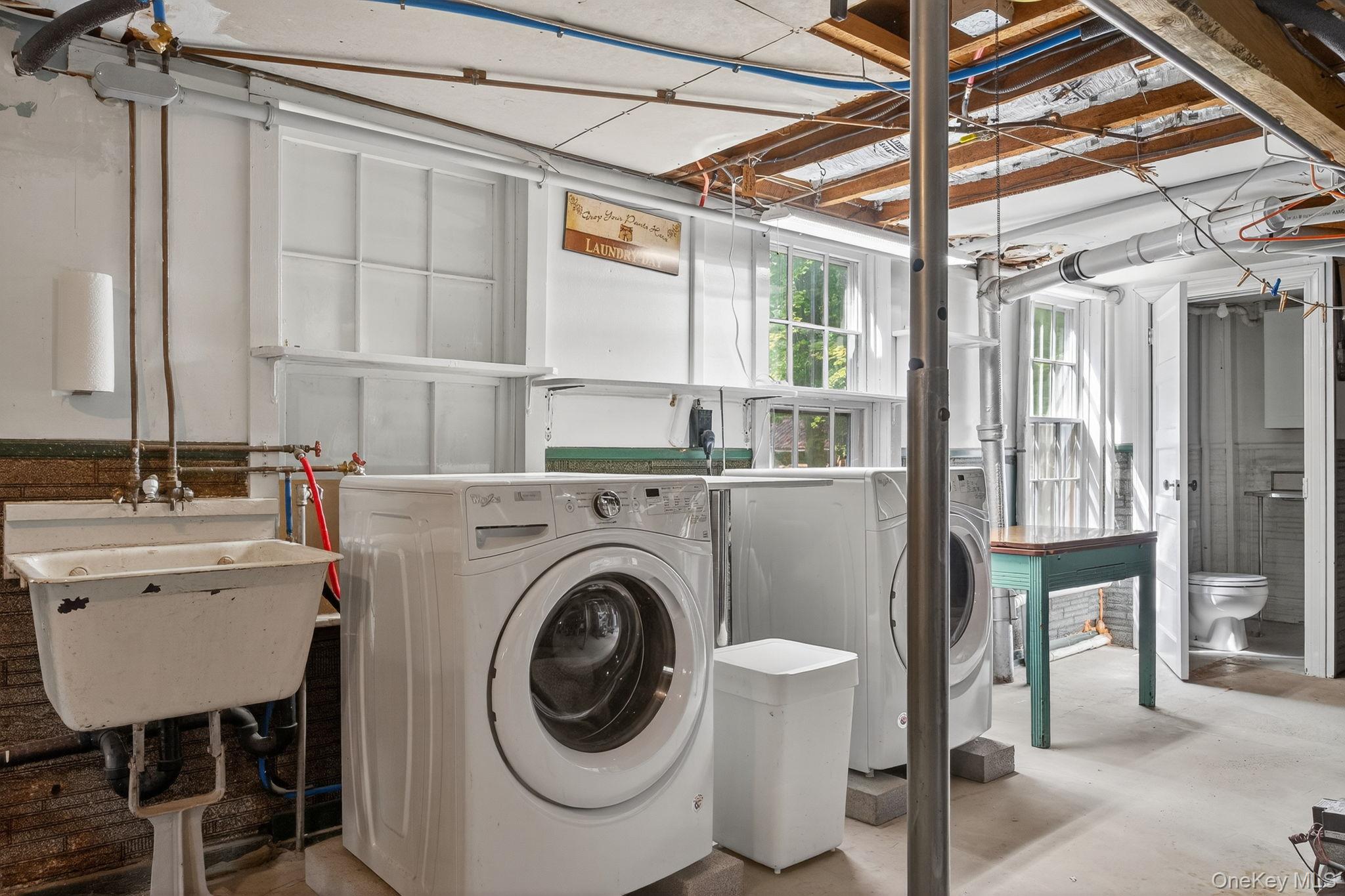 8213 Main Street, Hunter, NY 12442