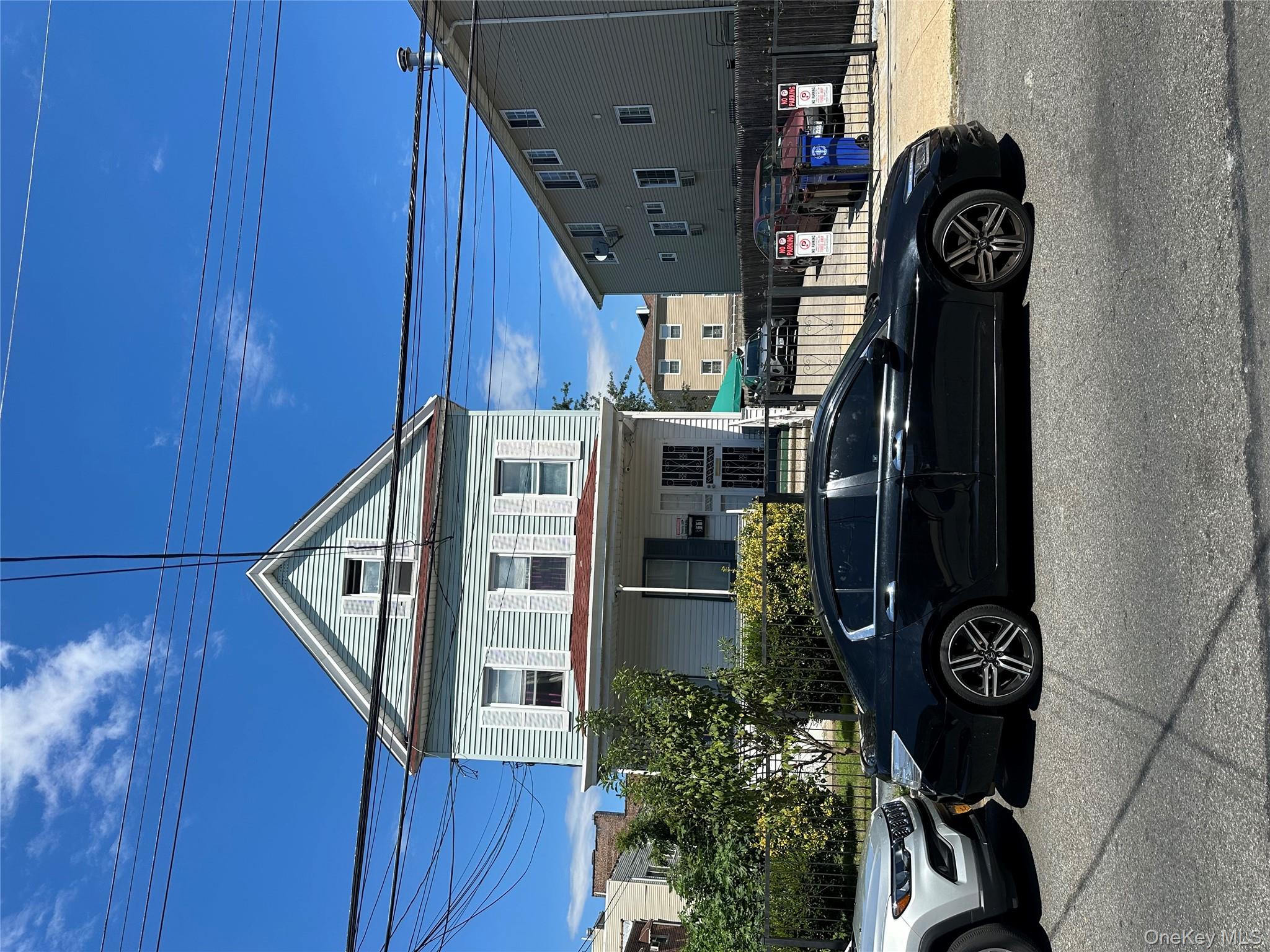811 E 219th Street, Bronx, NY 10467
