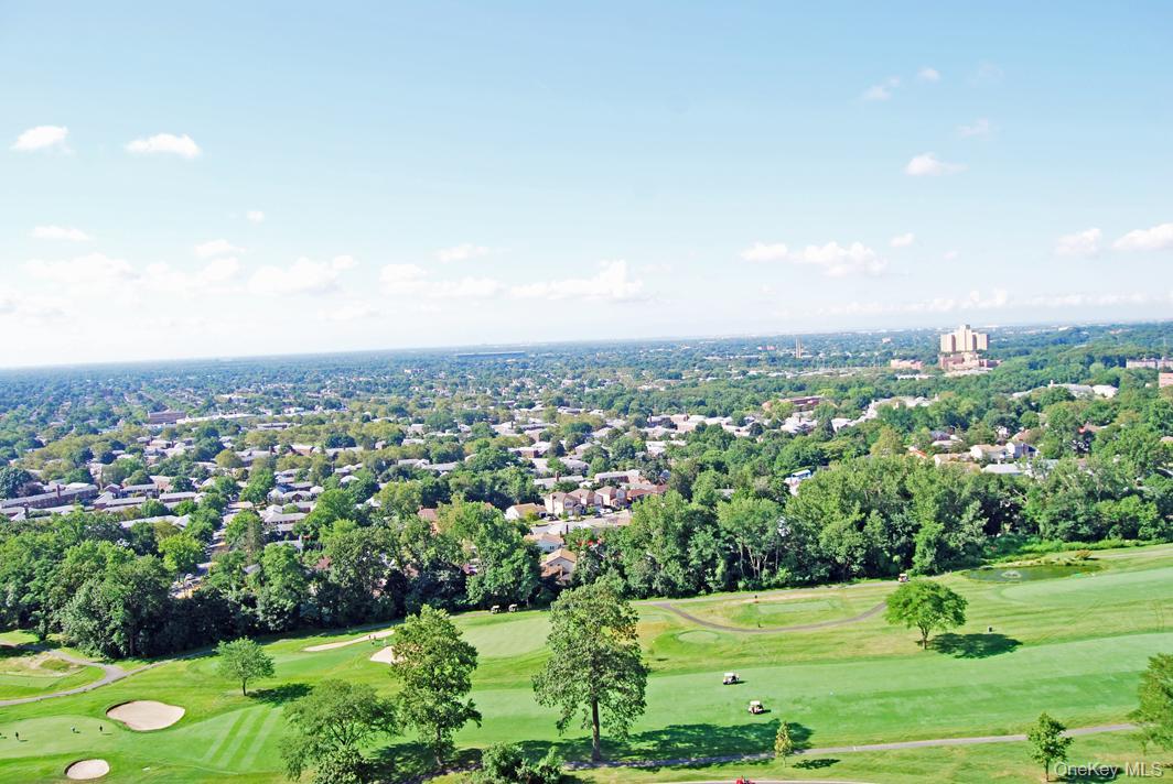 26910 Grand Central Parkway # 17Y, Floral Park, NY 11005