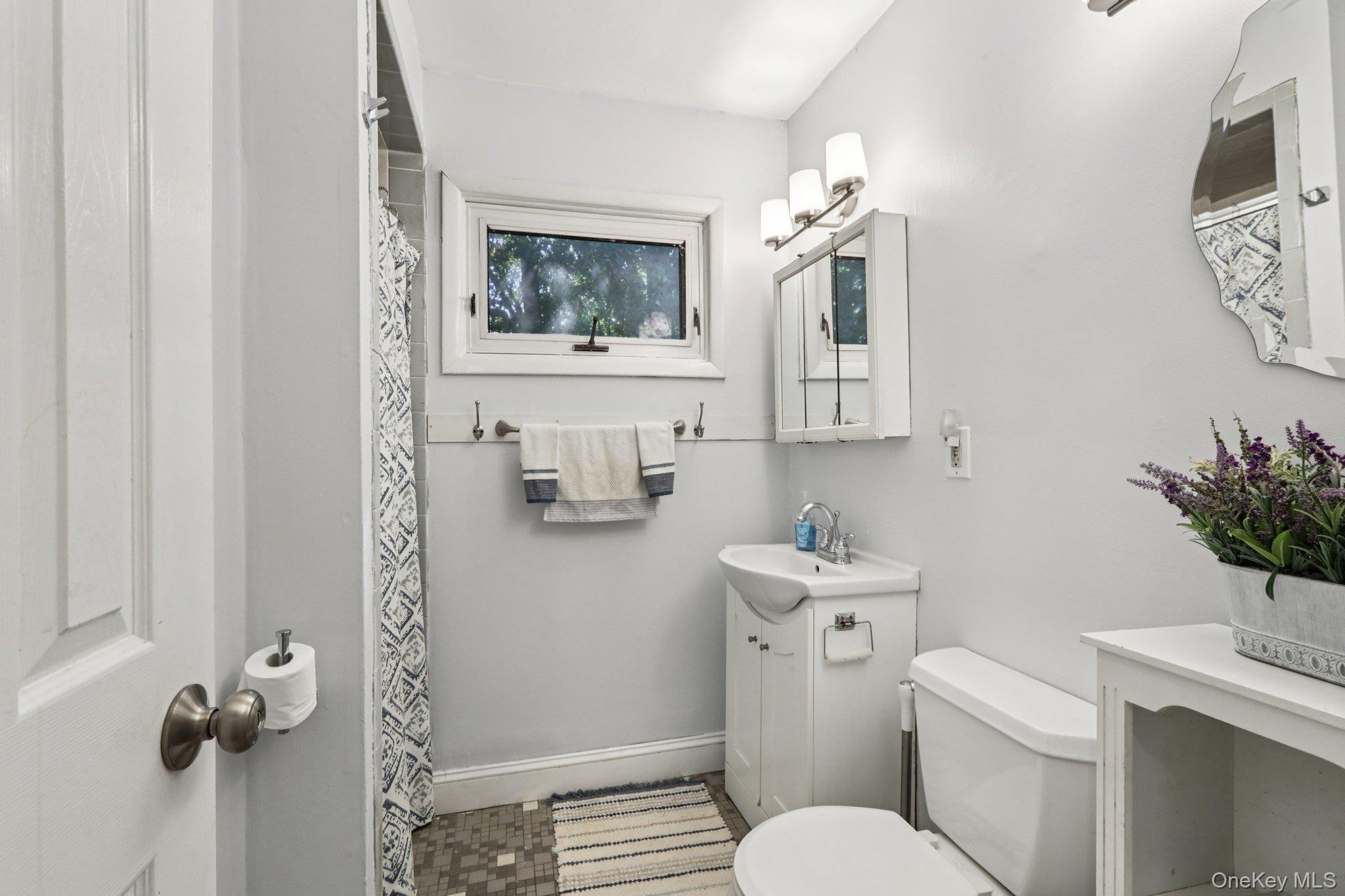 21 Tulip Tree Drive, Garnerville, NY 10923