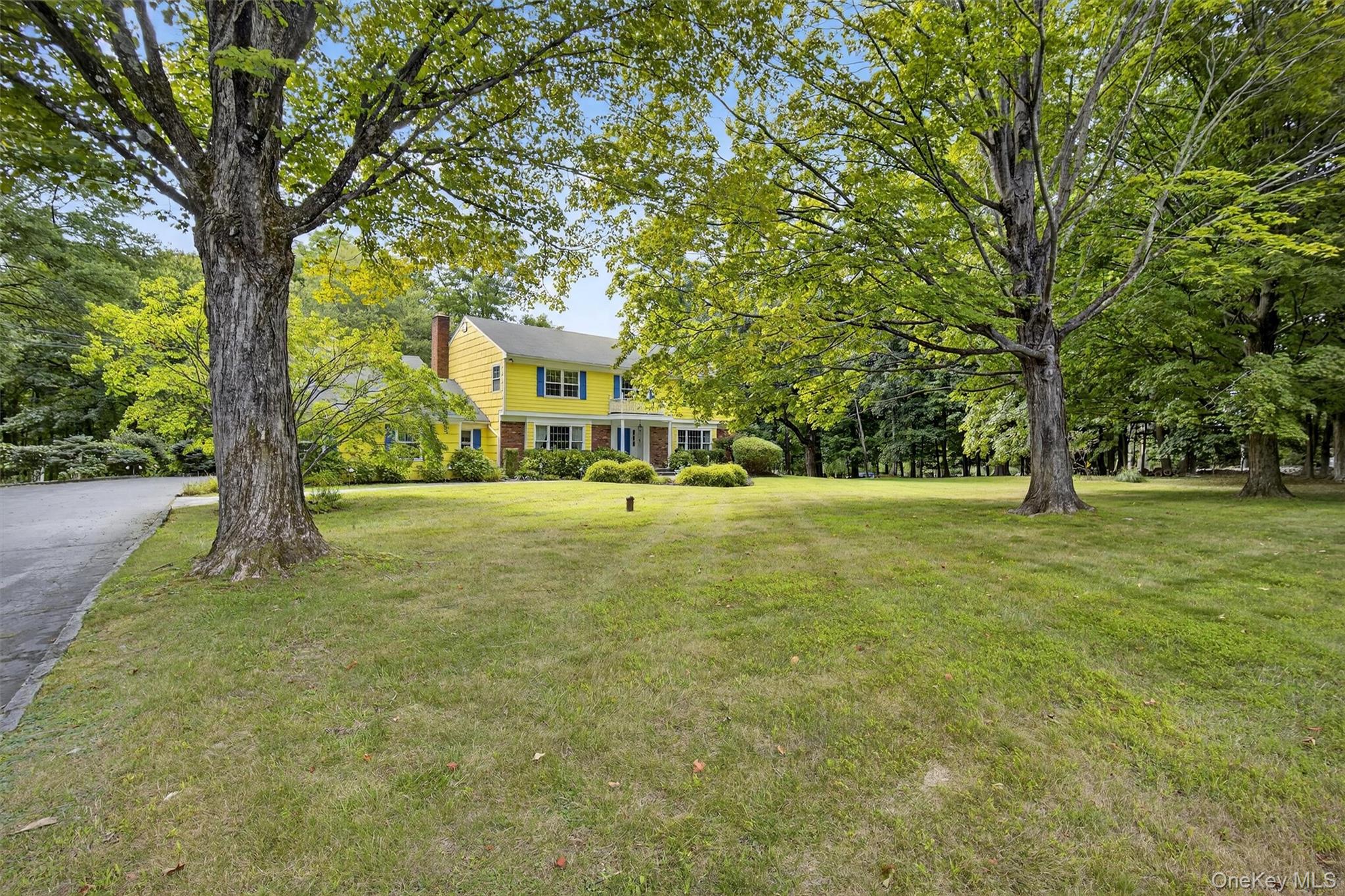 27 Orchard Hill Road, Katonah, NY 10536