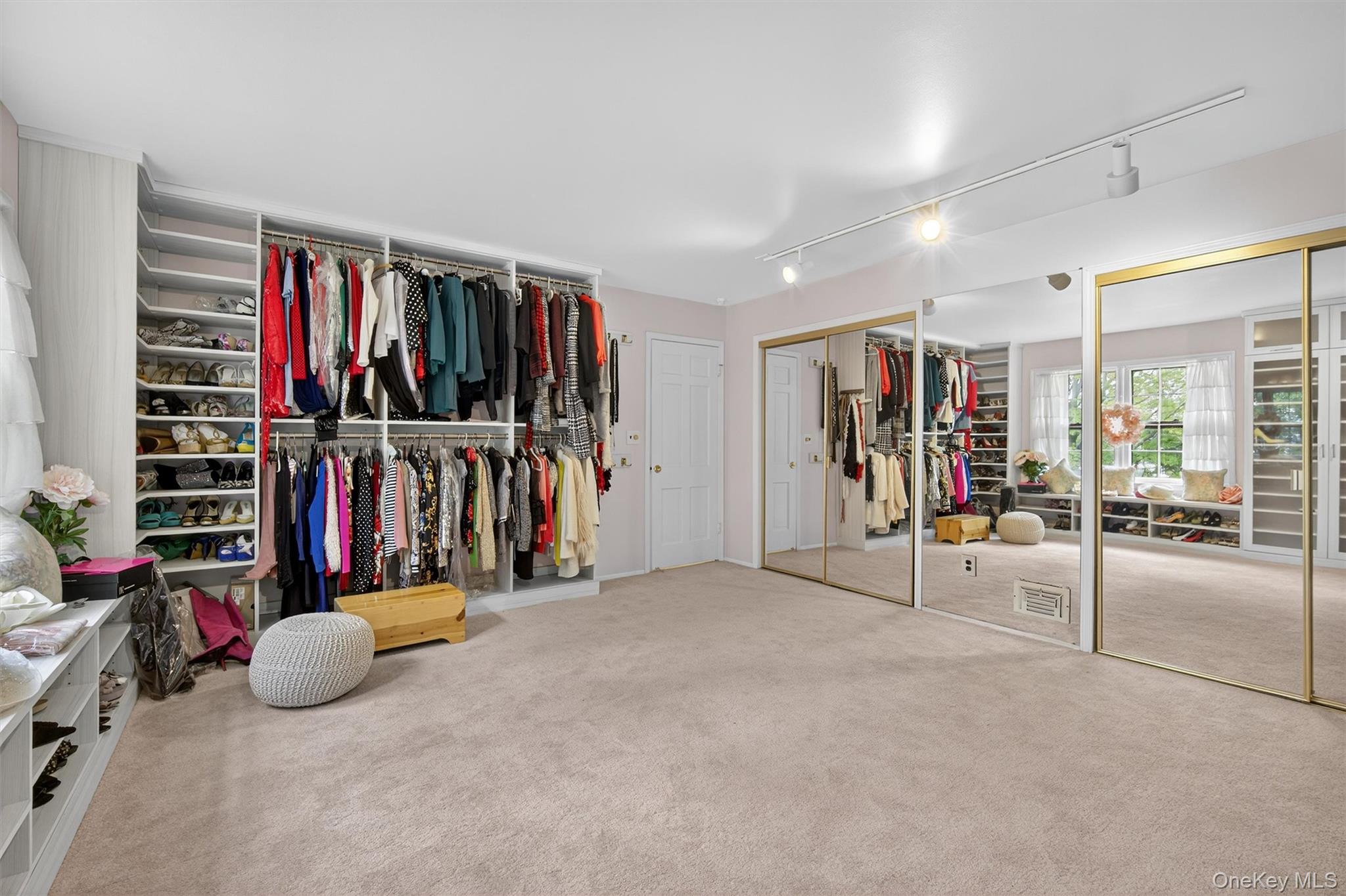 27 Orchard Hill Road, Katonah, NY 10536