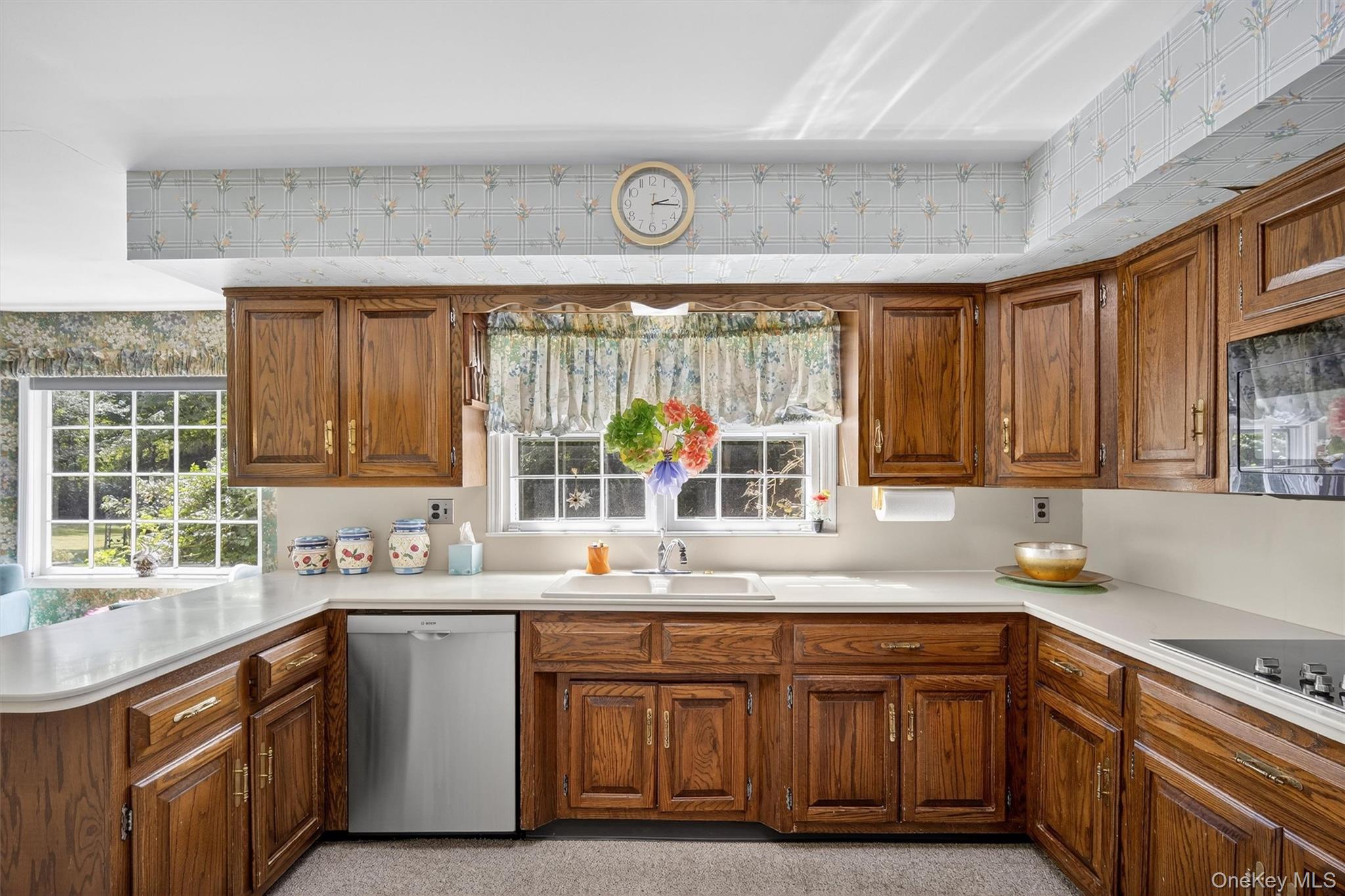 27 Orchard Hill Road, Katonah, NY 10536