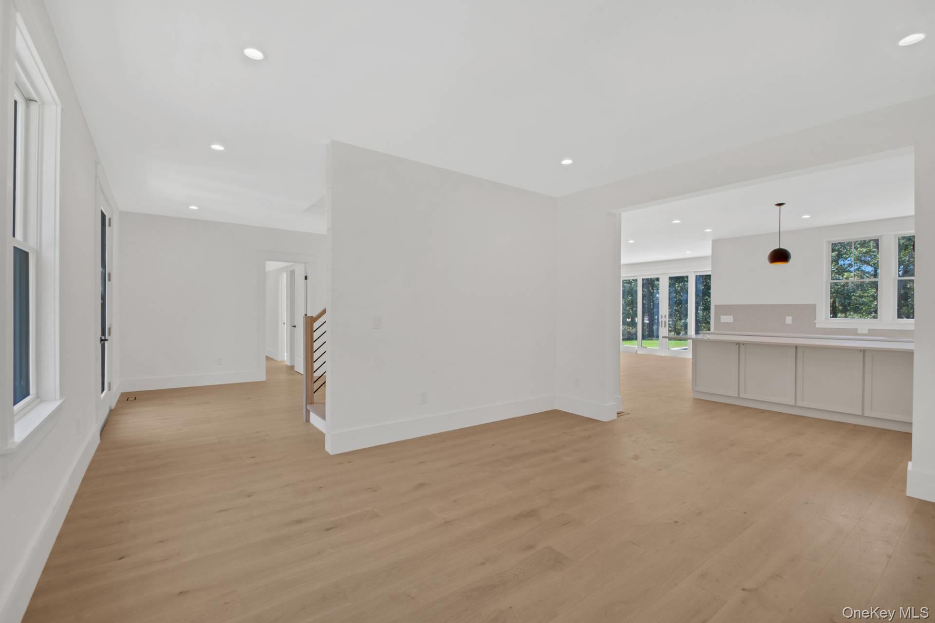 95 N Summit Boulevard, Westhampton, NY 11977