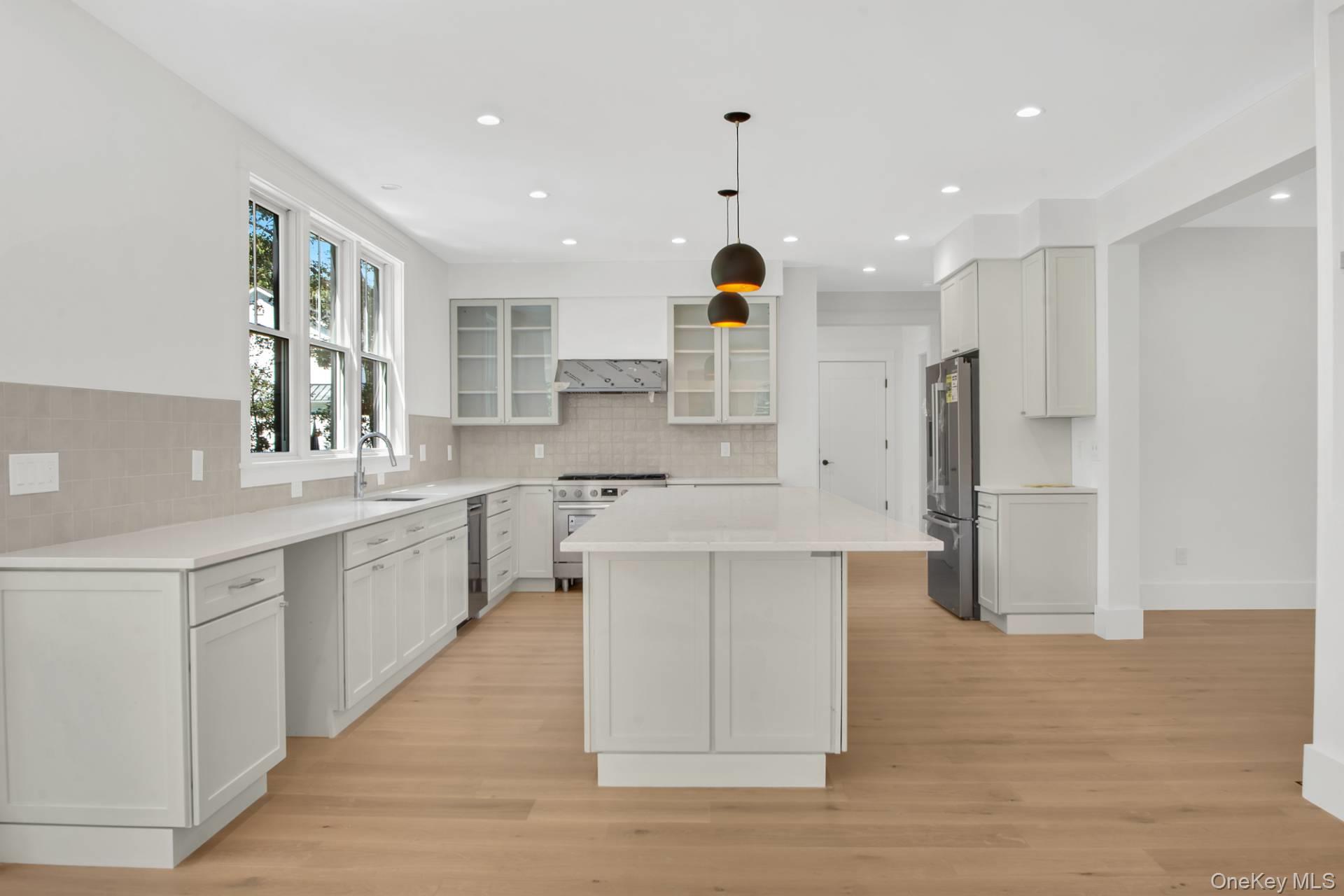 95 N Summit Boulevard, Westhampton, NY 11977