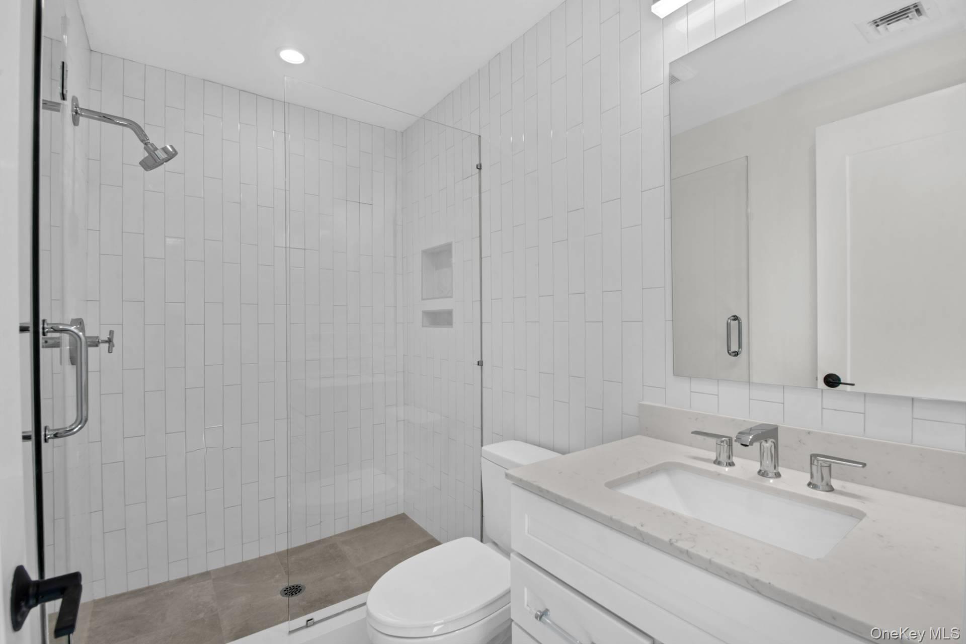 95 N Summit Boulevard, Westhampton, NY 11977