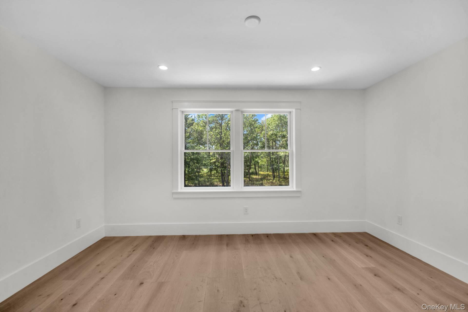 95 N Summit Boulevard, Westhampton, NY 11977