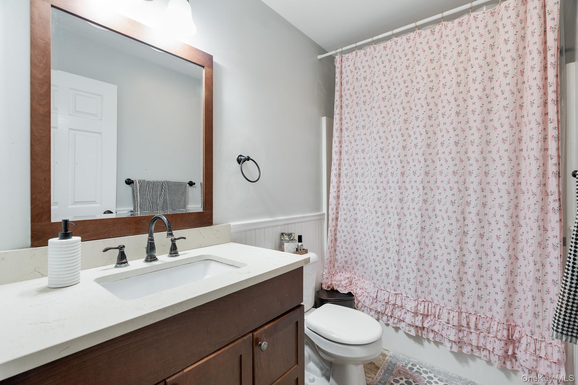 22 Mountain View Avenue, Staatsburg, NY 12580