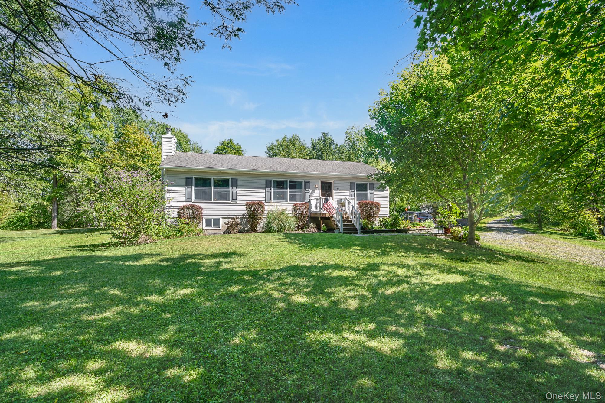 22 Mountain View Avenue, Staatsburg, NY 12580