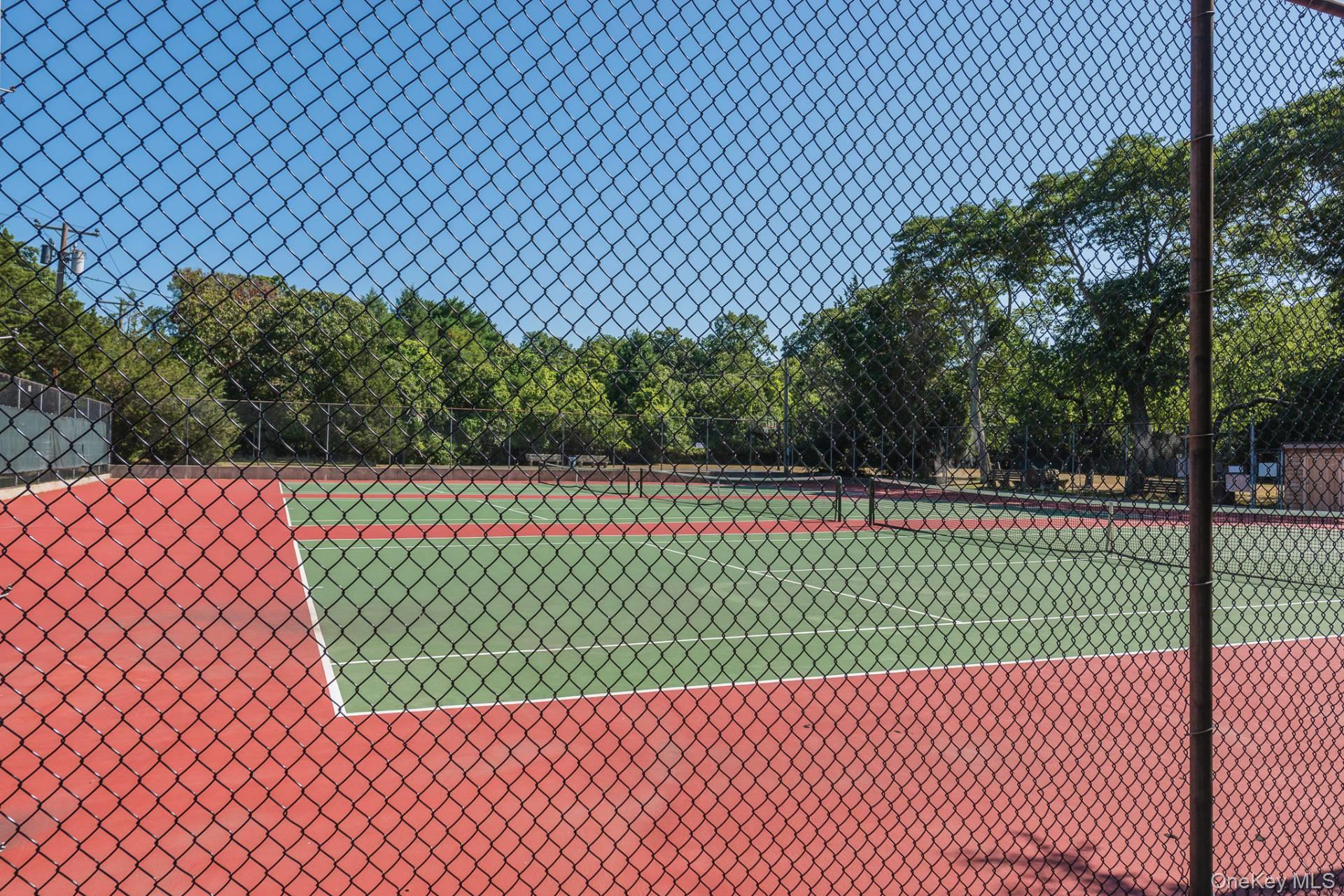 11 Scotts Landing Road, Southampton, NY 11968