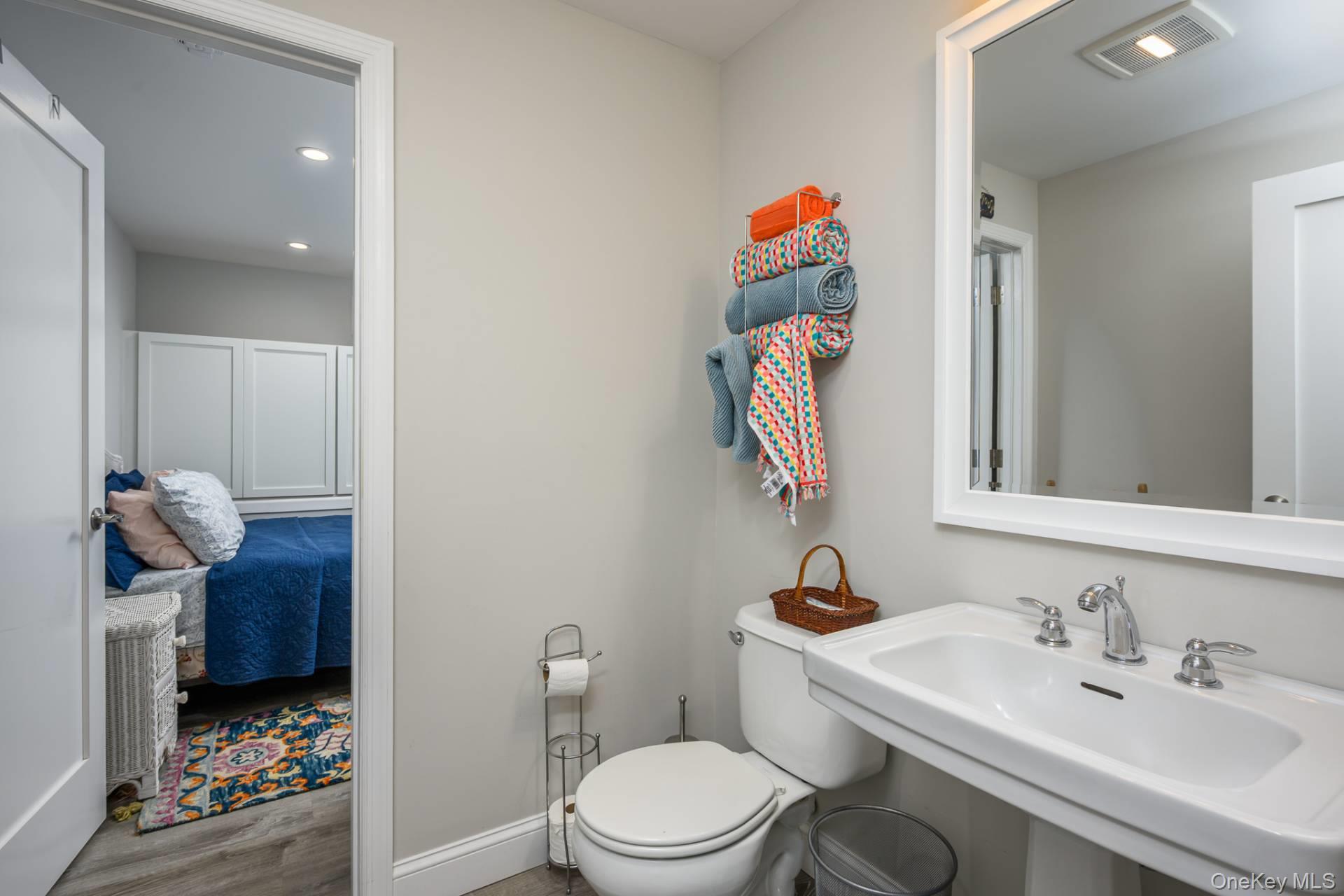 11 Scotts Landing Road, Southampton, NY 11968