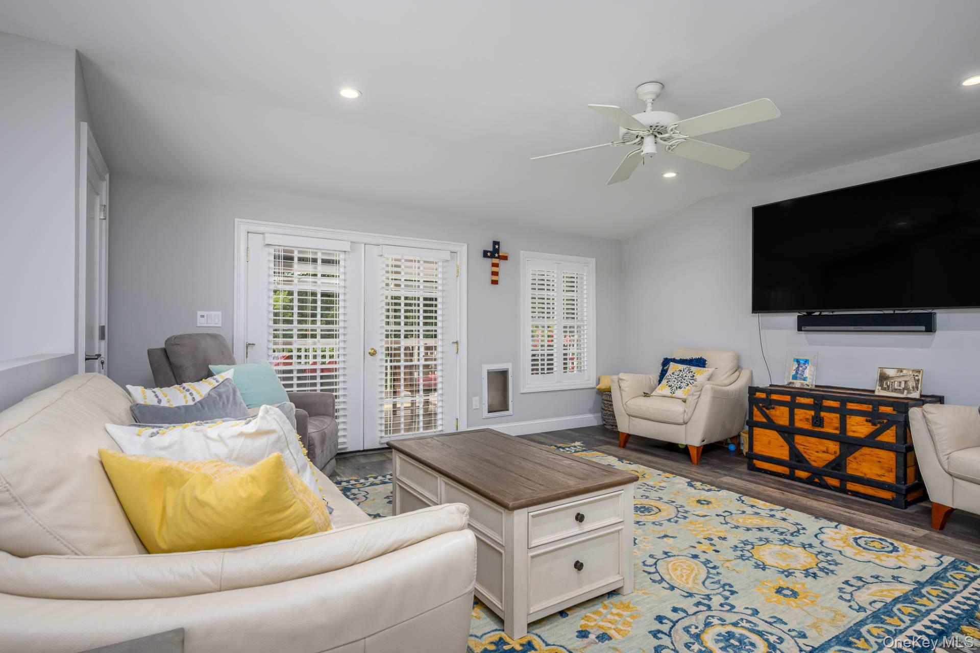 11 Scotts Landing Road, Southampton, NY 11968