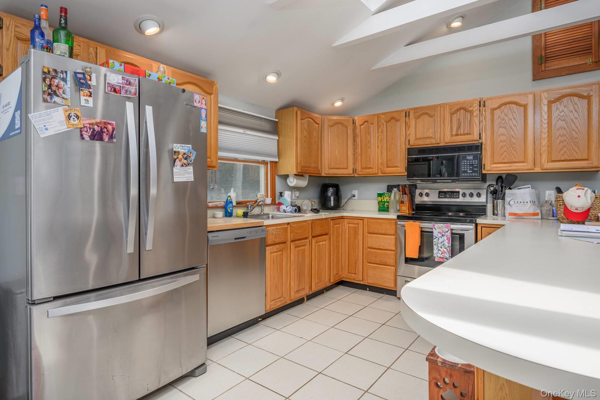 11 Scotts Landing Road, Southampton, NY 11968