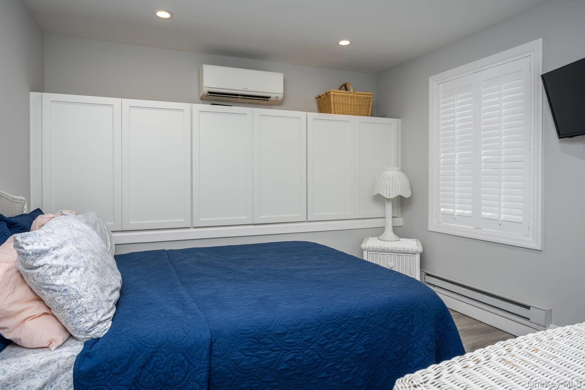 11 Scotts Landing Road, Southampton, NY 11968