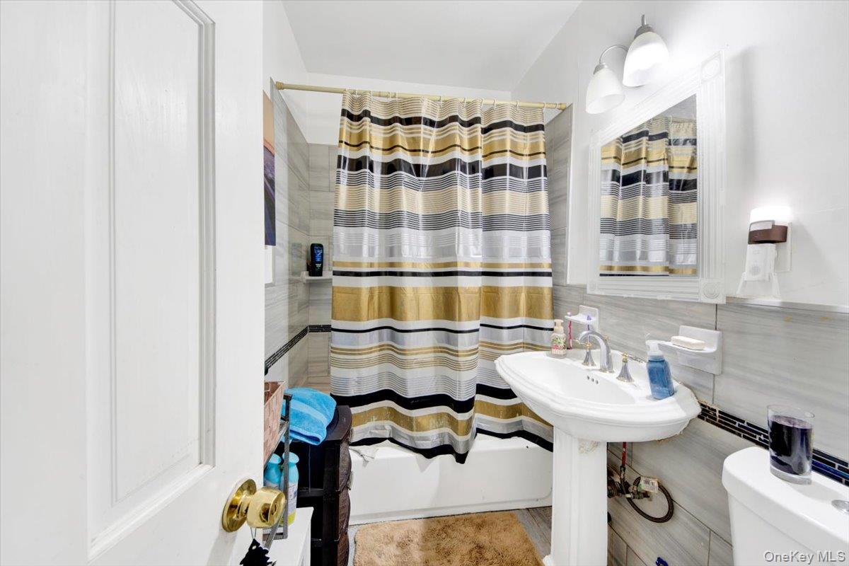 4122 Wickham Avenue, Bronx, NY 10466