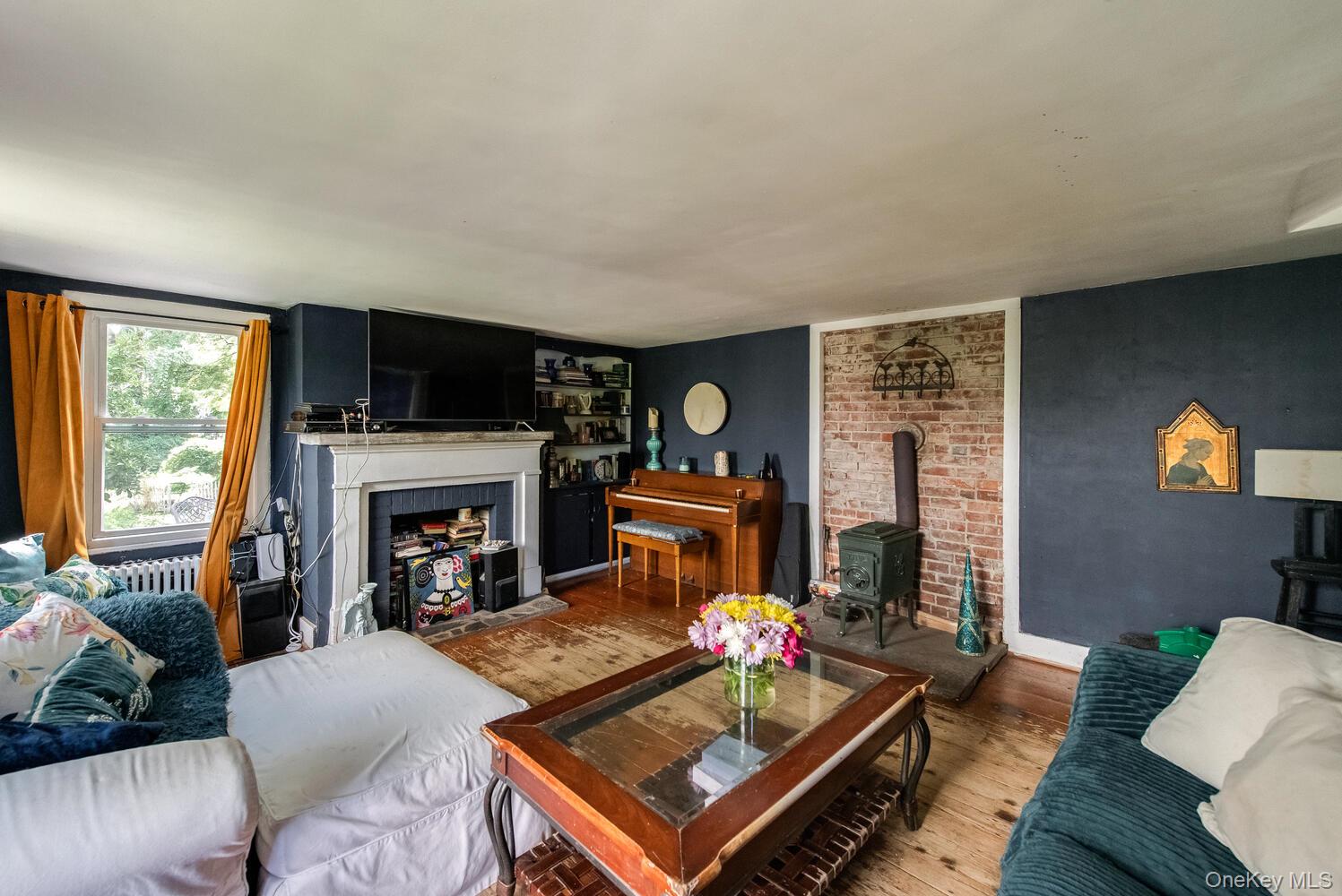 88 S Hamilton Street, Poughkeepsie, NY 12601