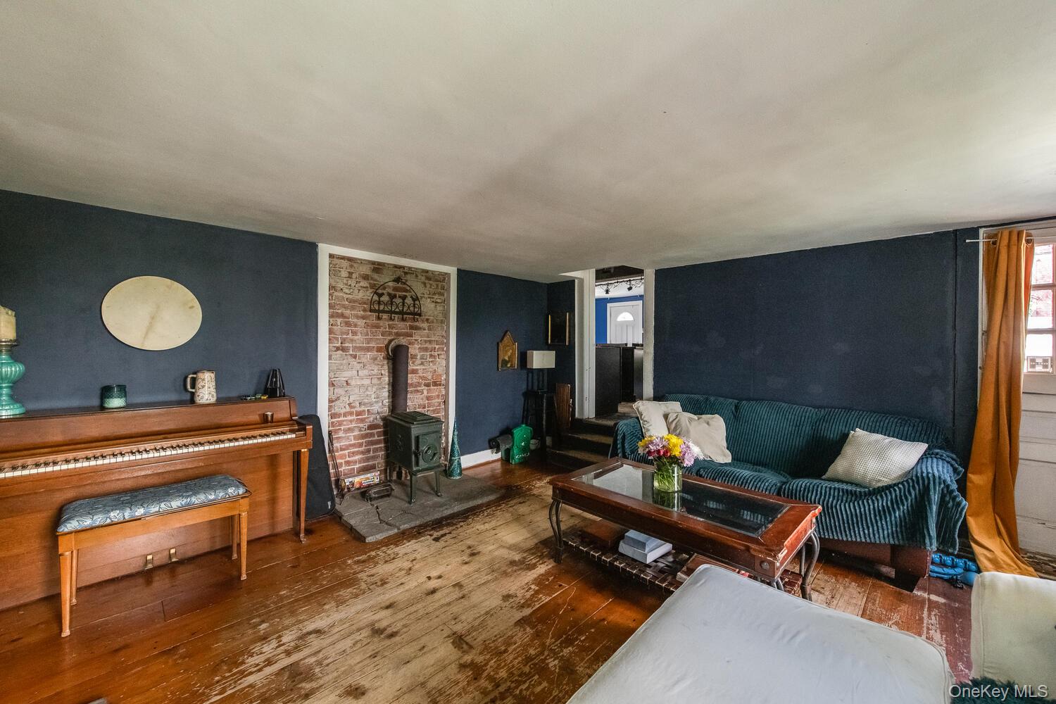 88 S Hamilton Street, Poughkeepsie, NY 12601