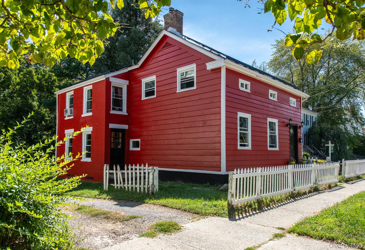 88 S Hamilton Street, Poughkeepsie, NY 12601