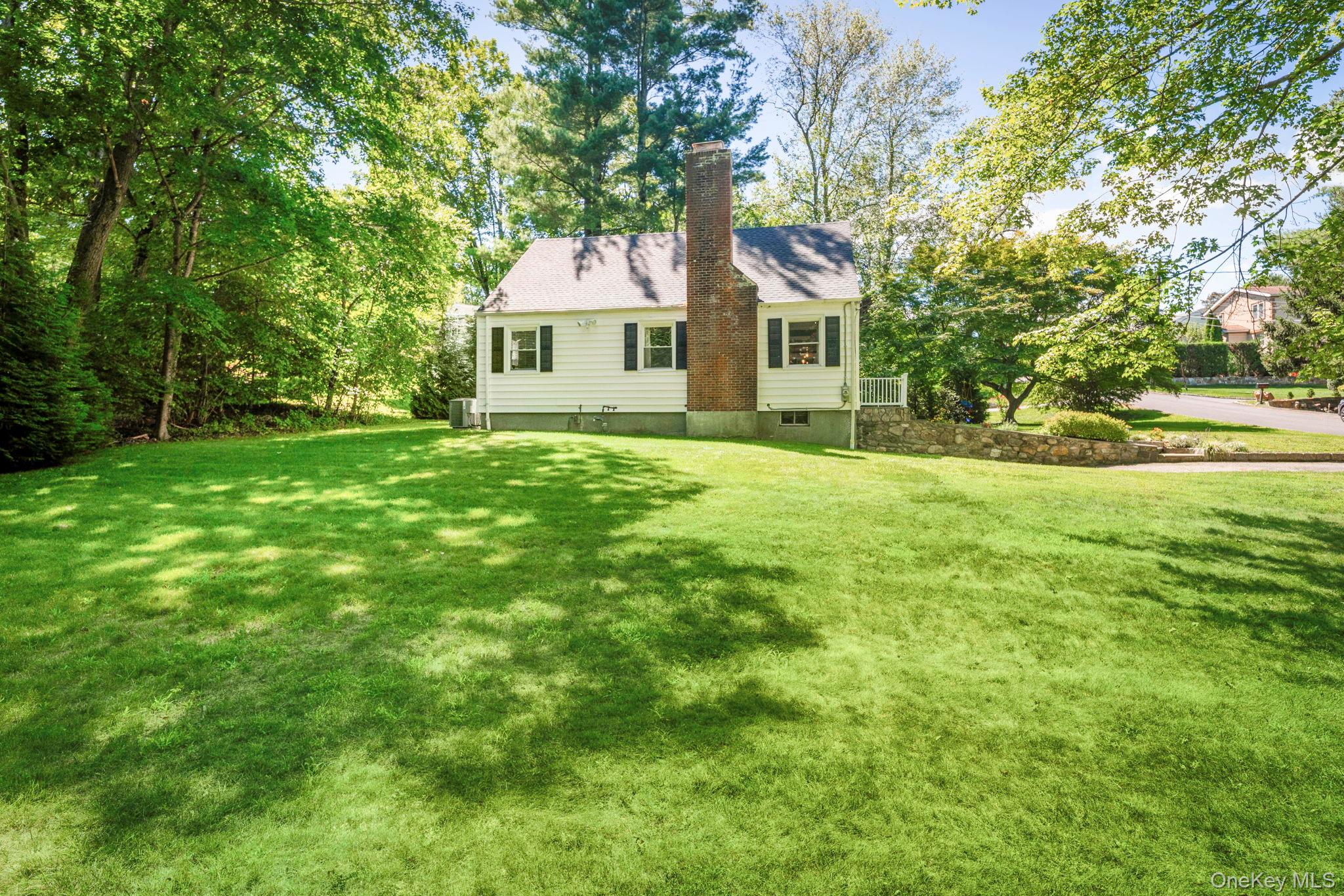 23 Brookside Place, Pleasantville, NY 10570