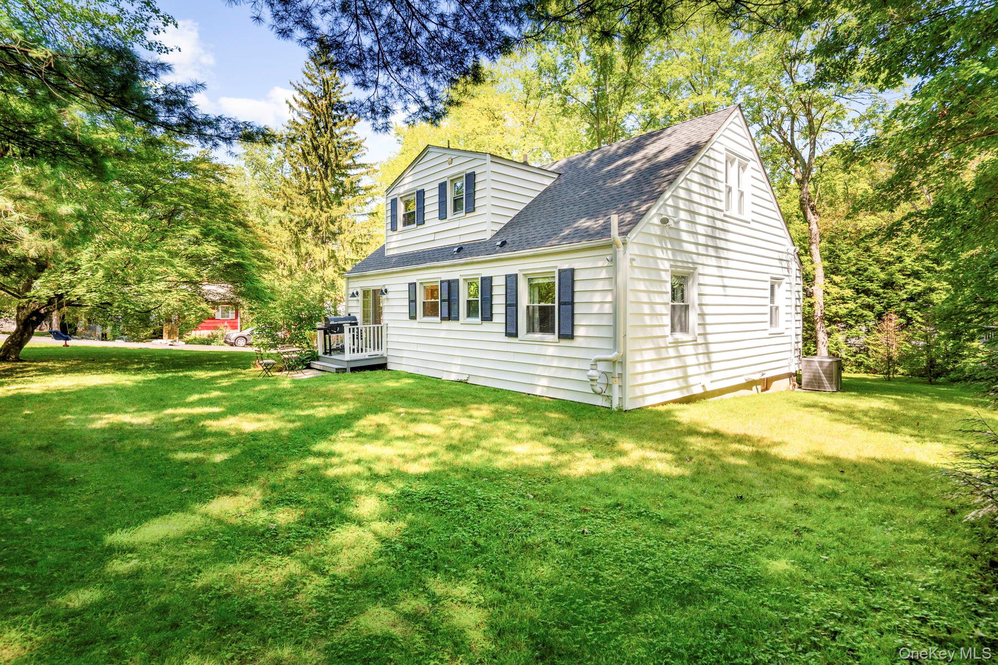 23 Brookside Place, Pleasantville, NY 10570