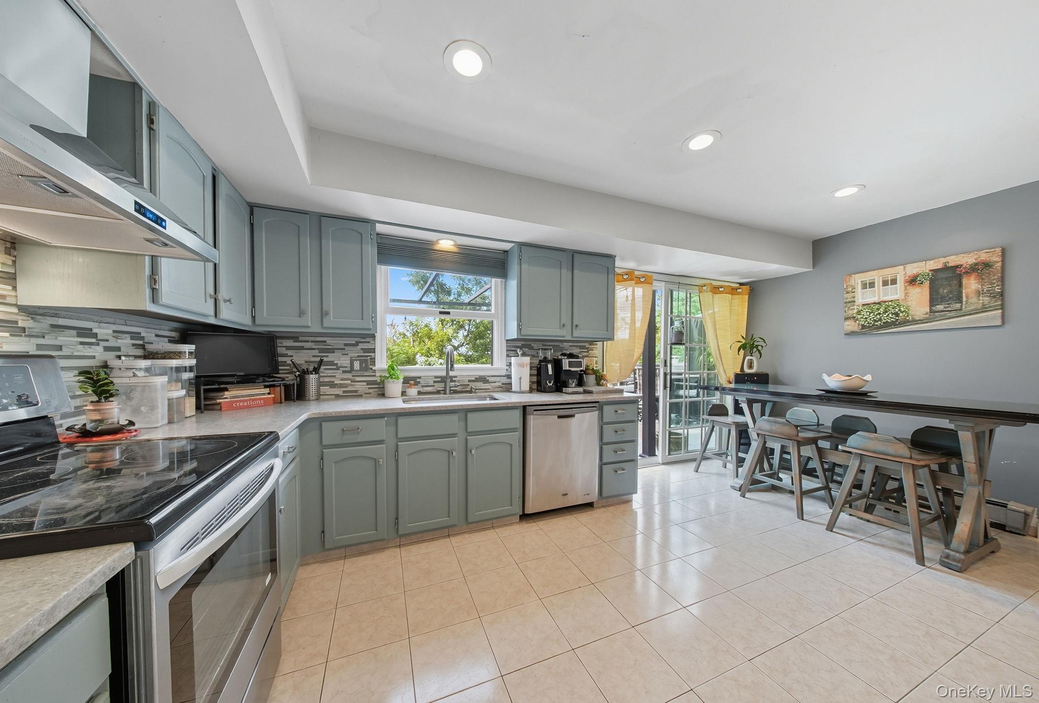 2 Dawn Court, Chester, NY 10918