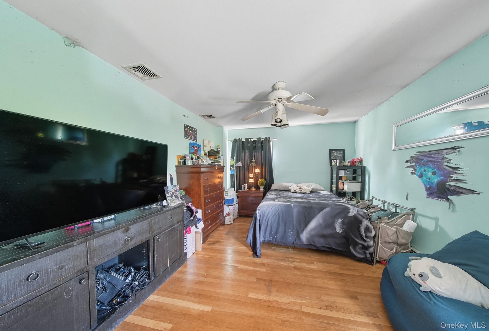 2 Dawn Court, Chester, NY 10918