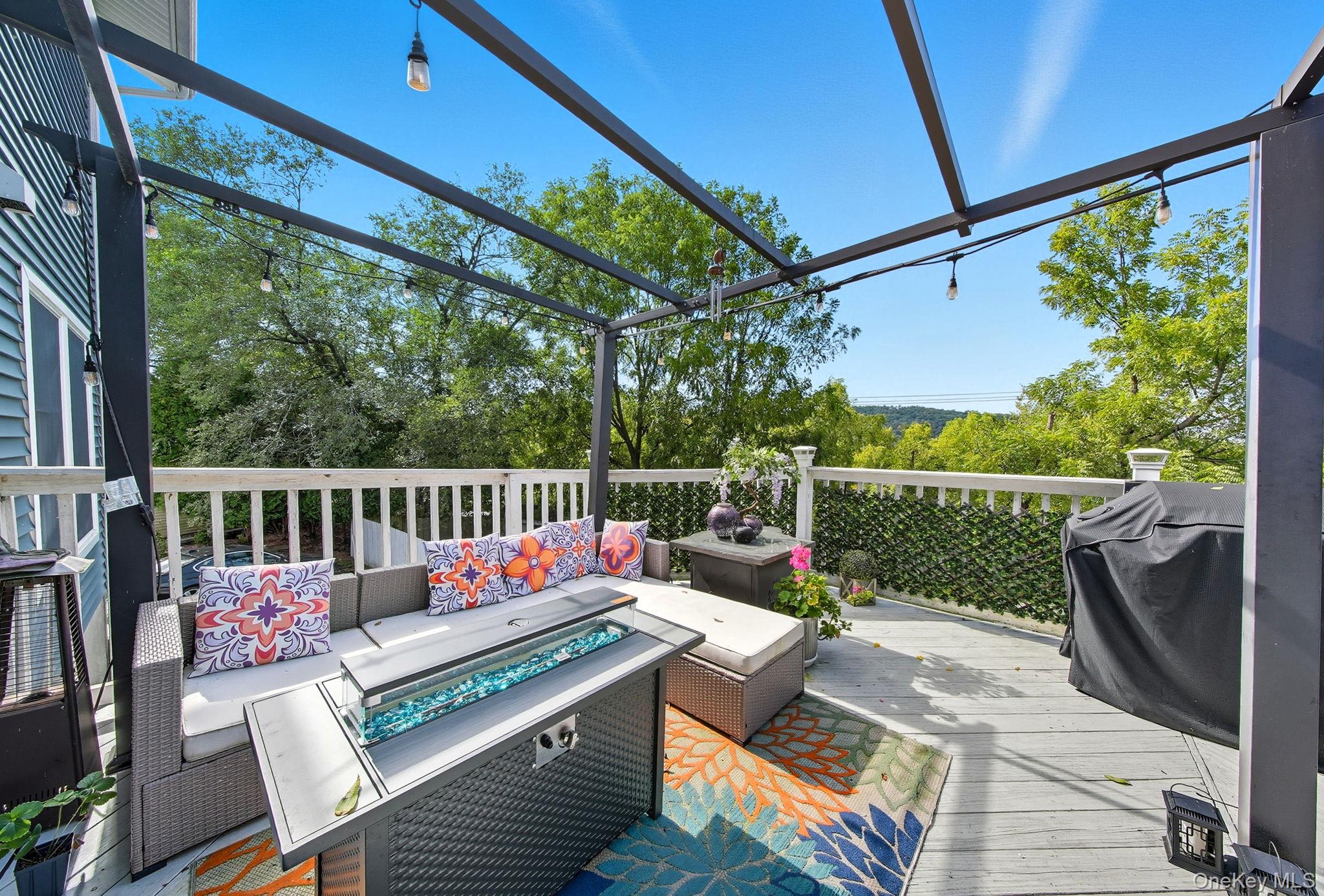 2 Dawn Court, Chester, NY 10918