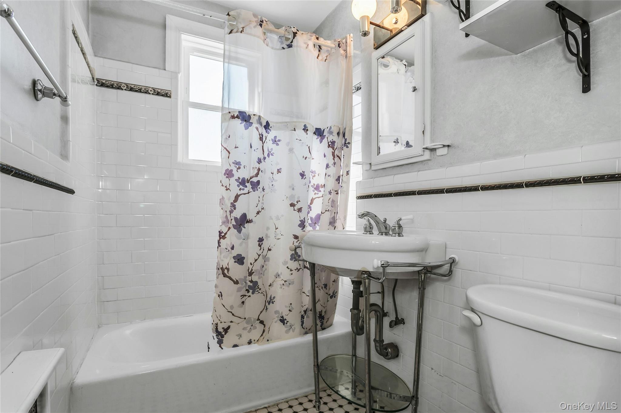 494 South Ocean # 3A, Freeport, NY 11520