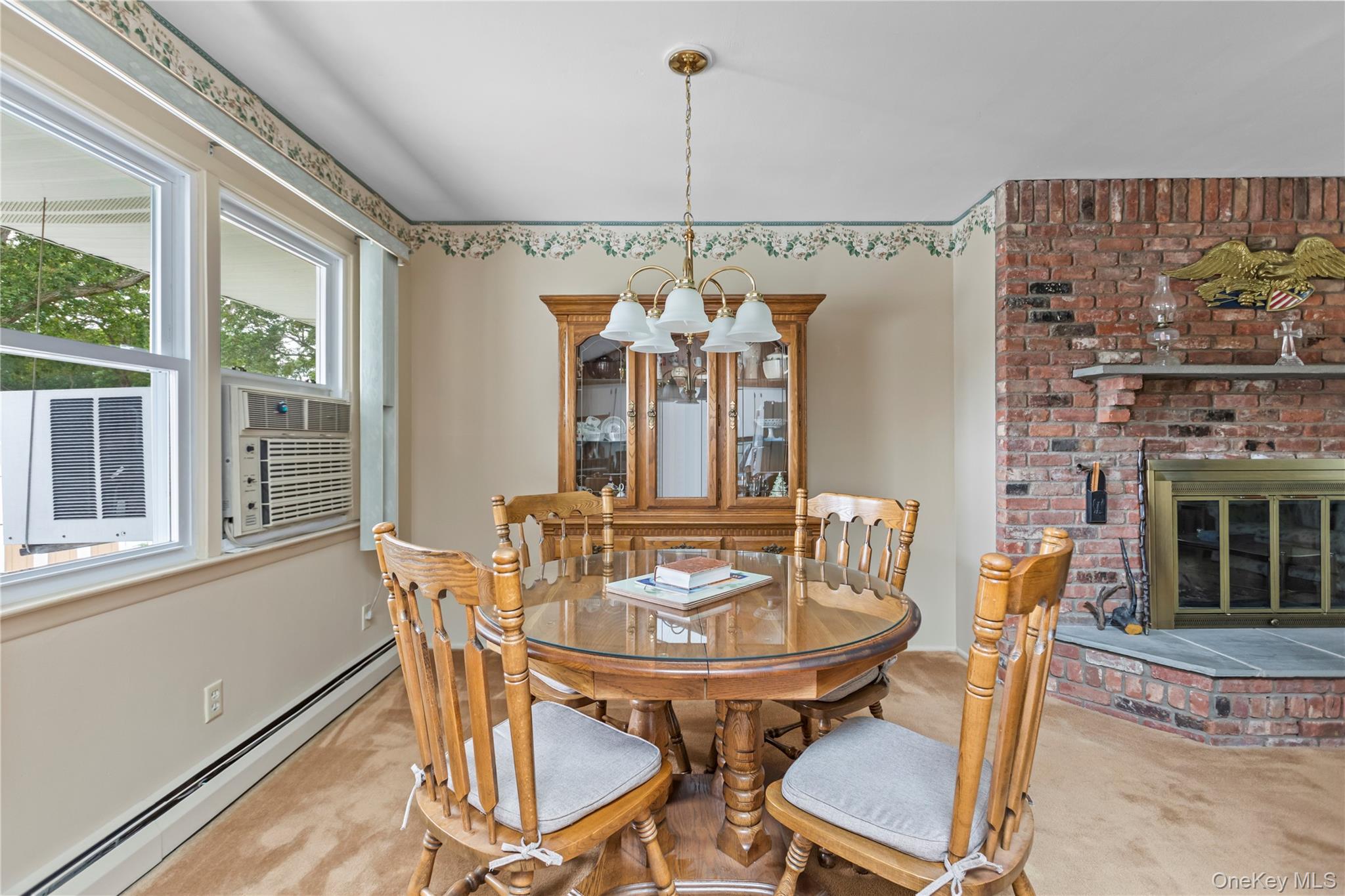 18 Sterling Place, Sayville, NY 11782