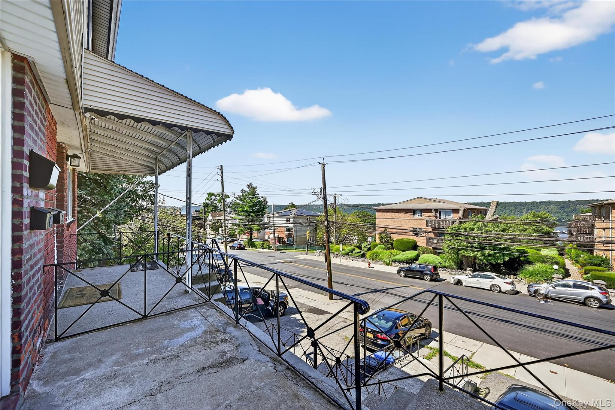 356 N Broadway, Yonkers, NY 10701