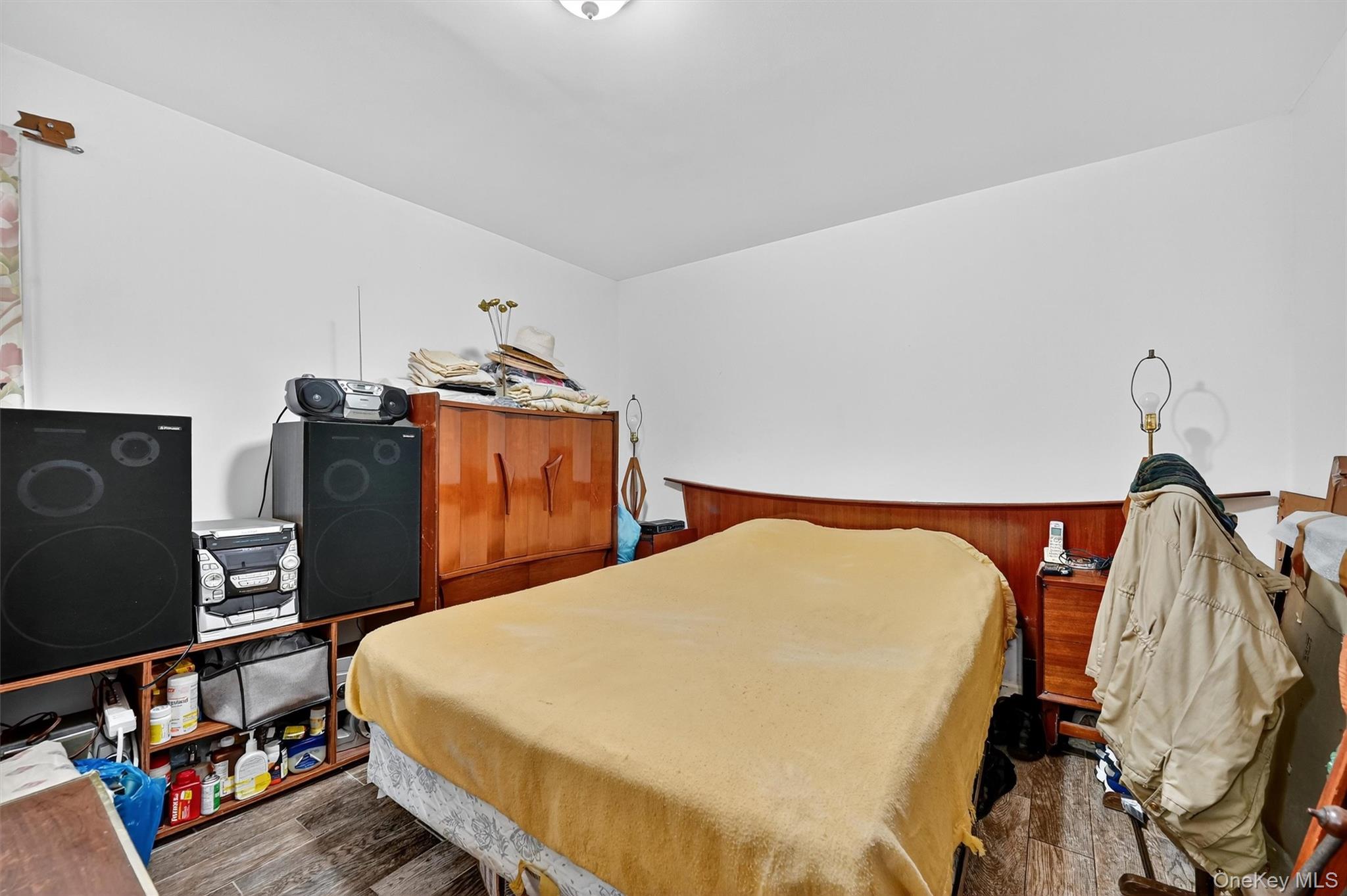 356 N Broadway, Yonkers, NY 10701