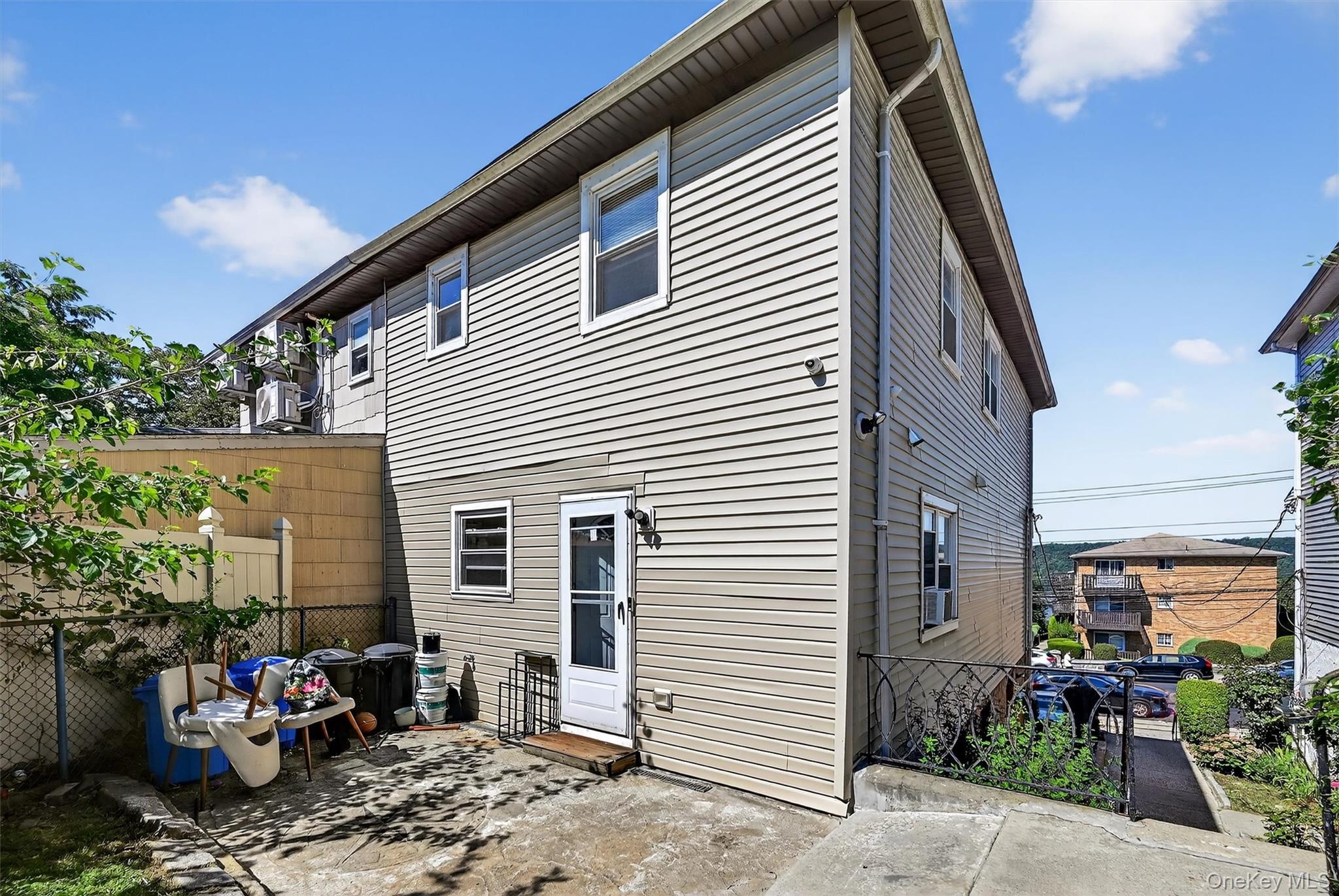 356 N Broadway, Yonkers, NY 10701