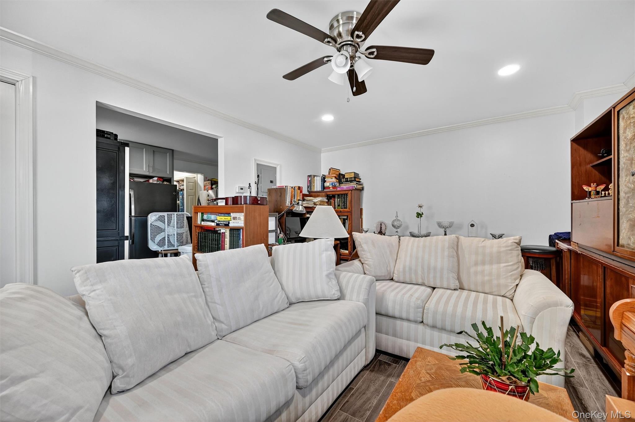 356 N Broadway, Yonkers, NY 10701