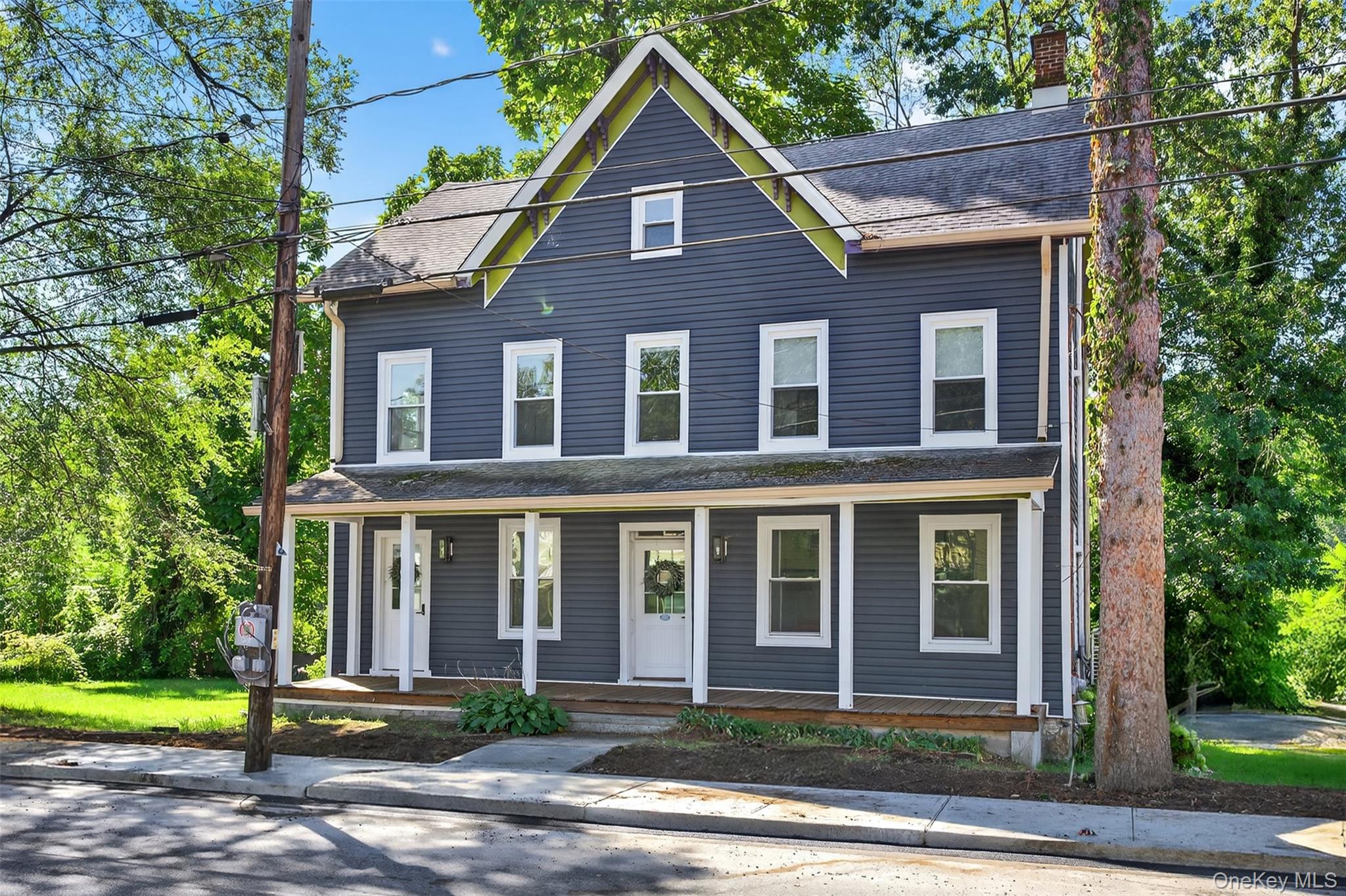 293 Main Street, Rosendale, NY 12401