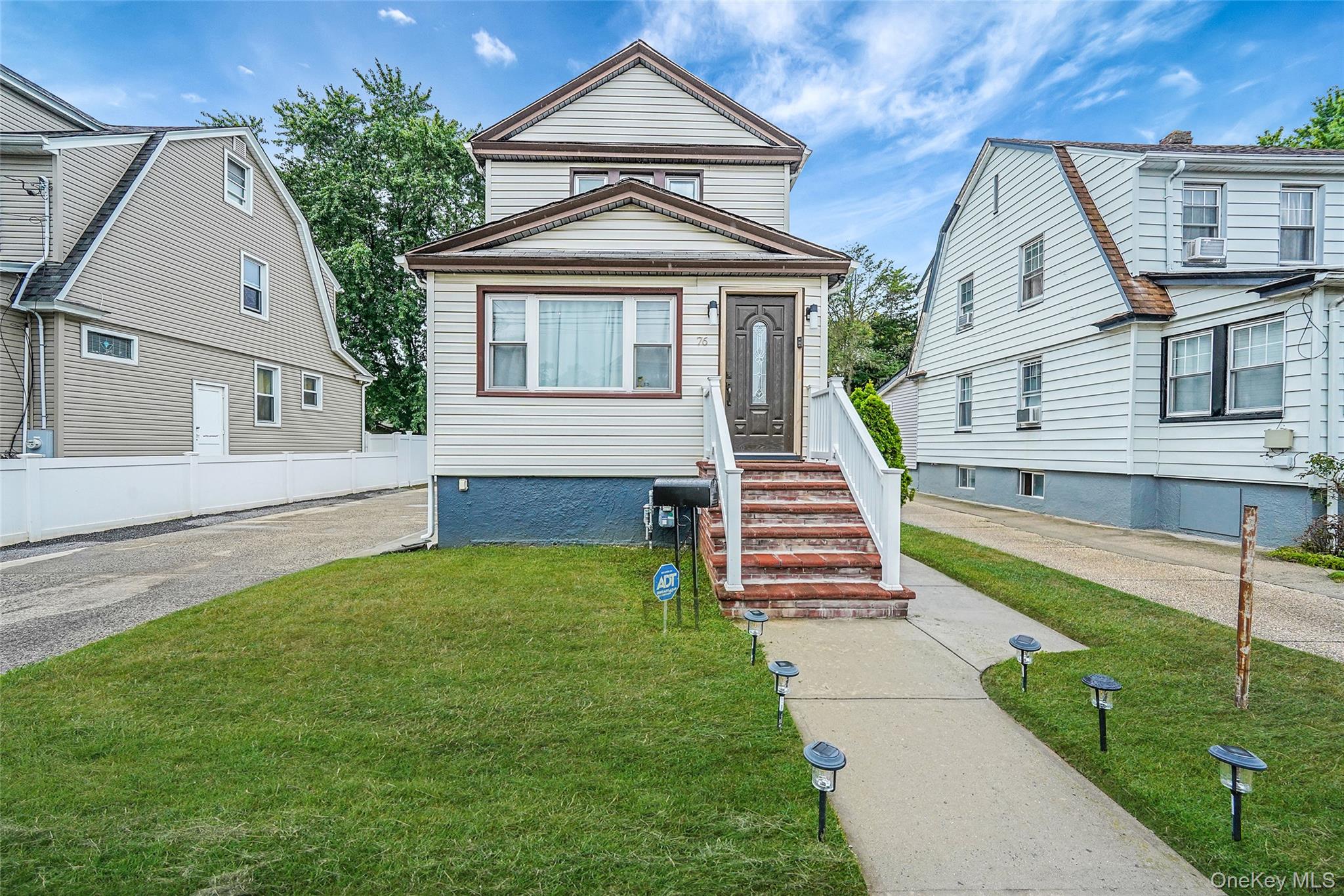 76 Cambridge Street, Valley Stream, NY 11581