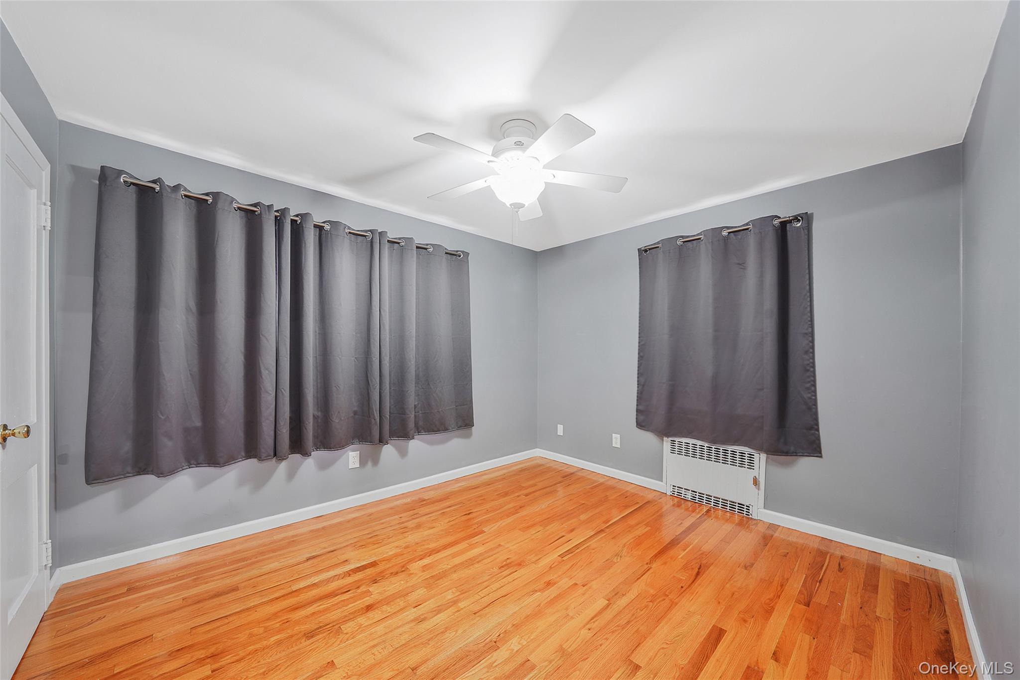 76 Cambridge Street, Valley Stream, NY 11581