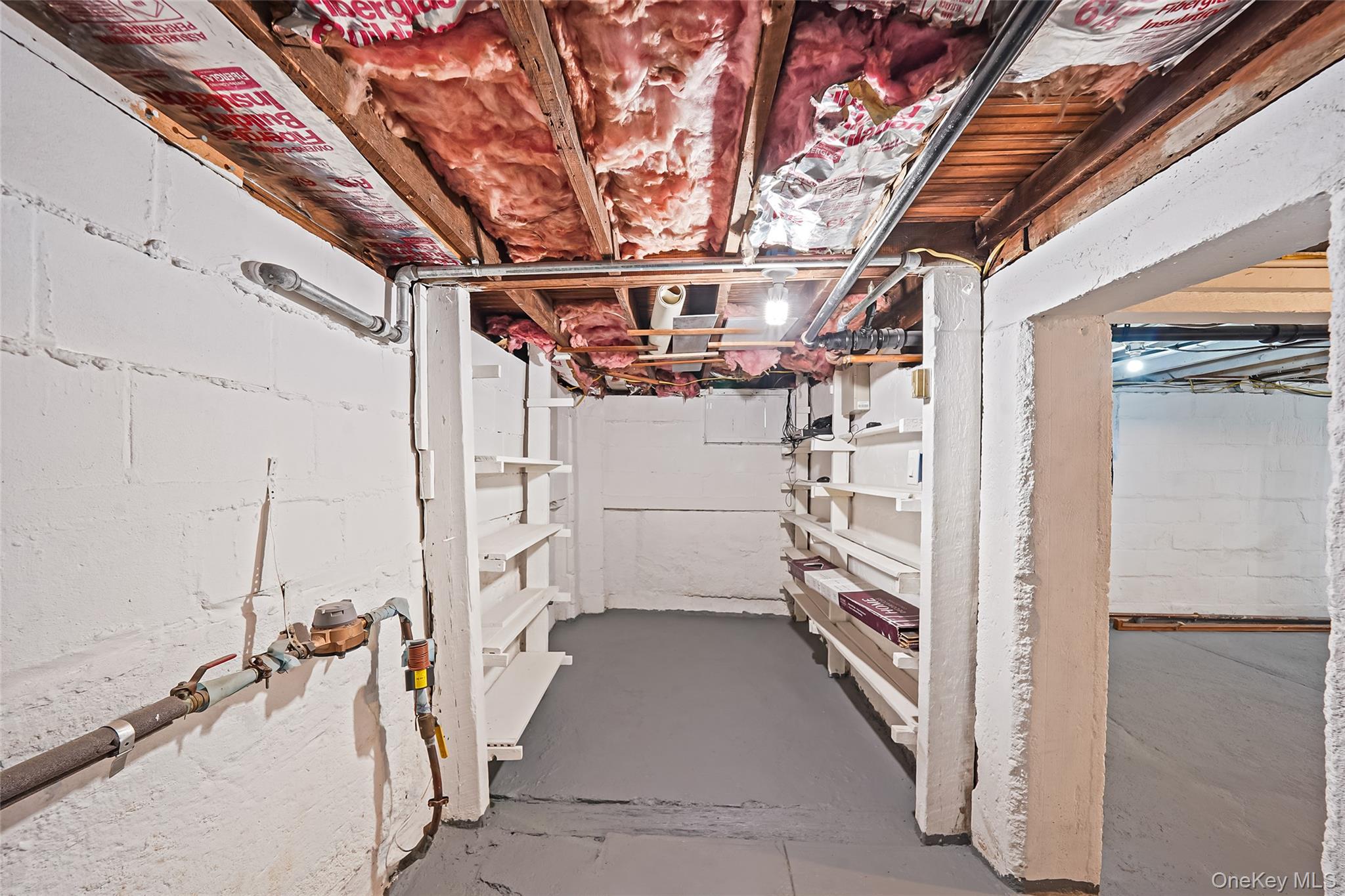 76 Cambridge Street, Valley Stream, NY 11581