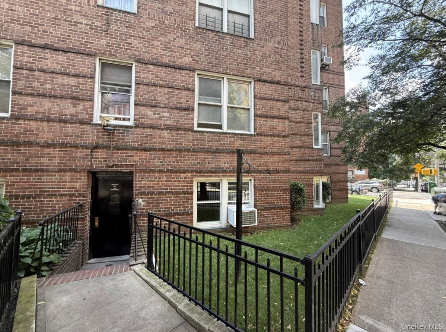 7312 35th Avenue # AA, Jackson Heights, NY 11372