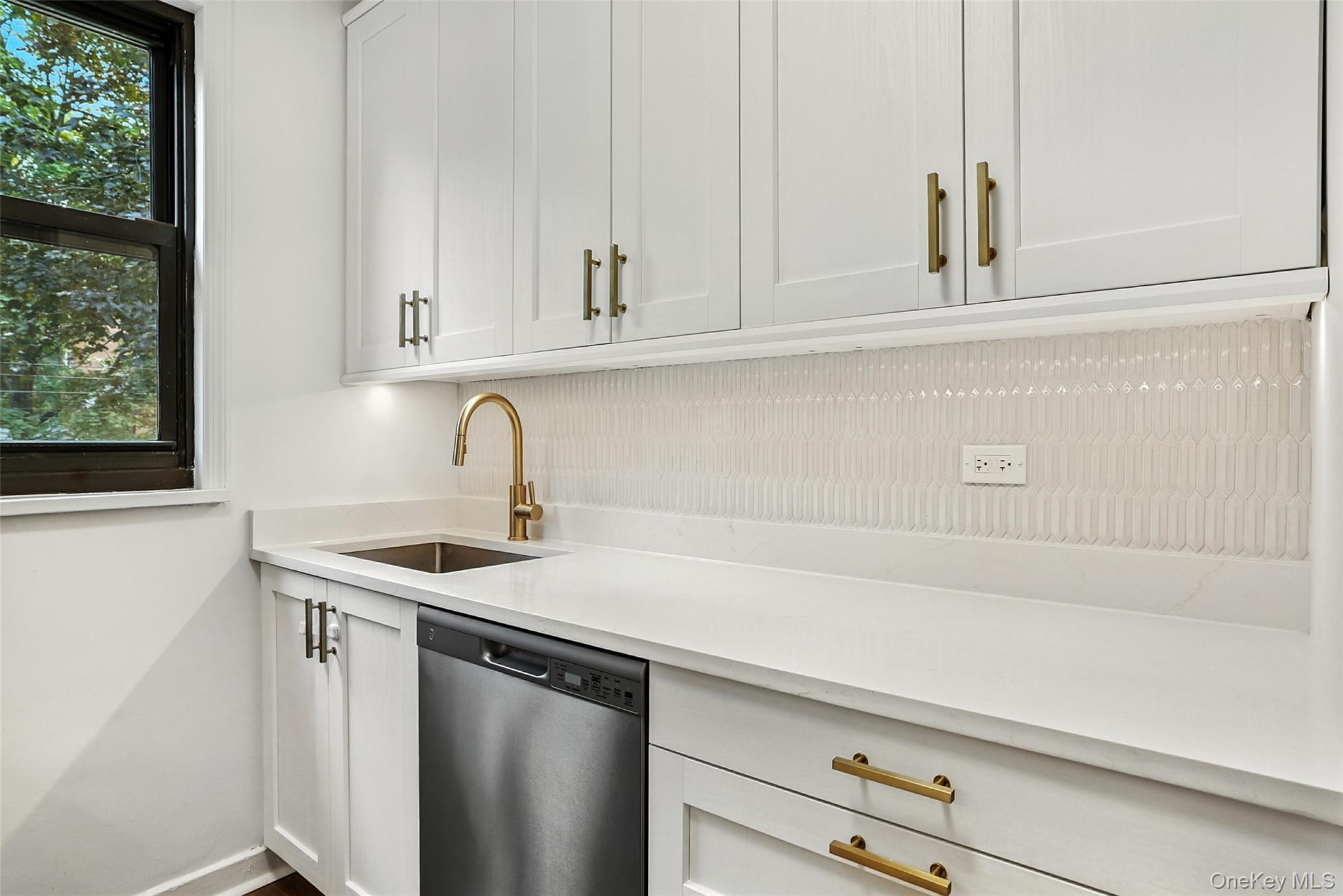 7 Rockledge Road # 2B, Hartsdale, NY 10530