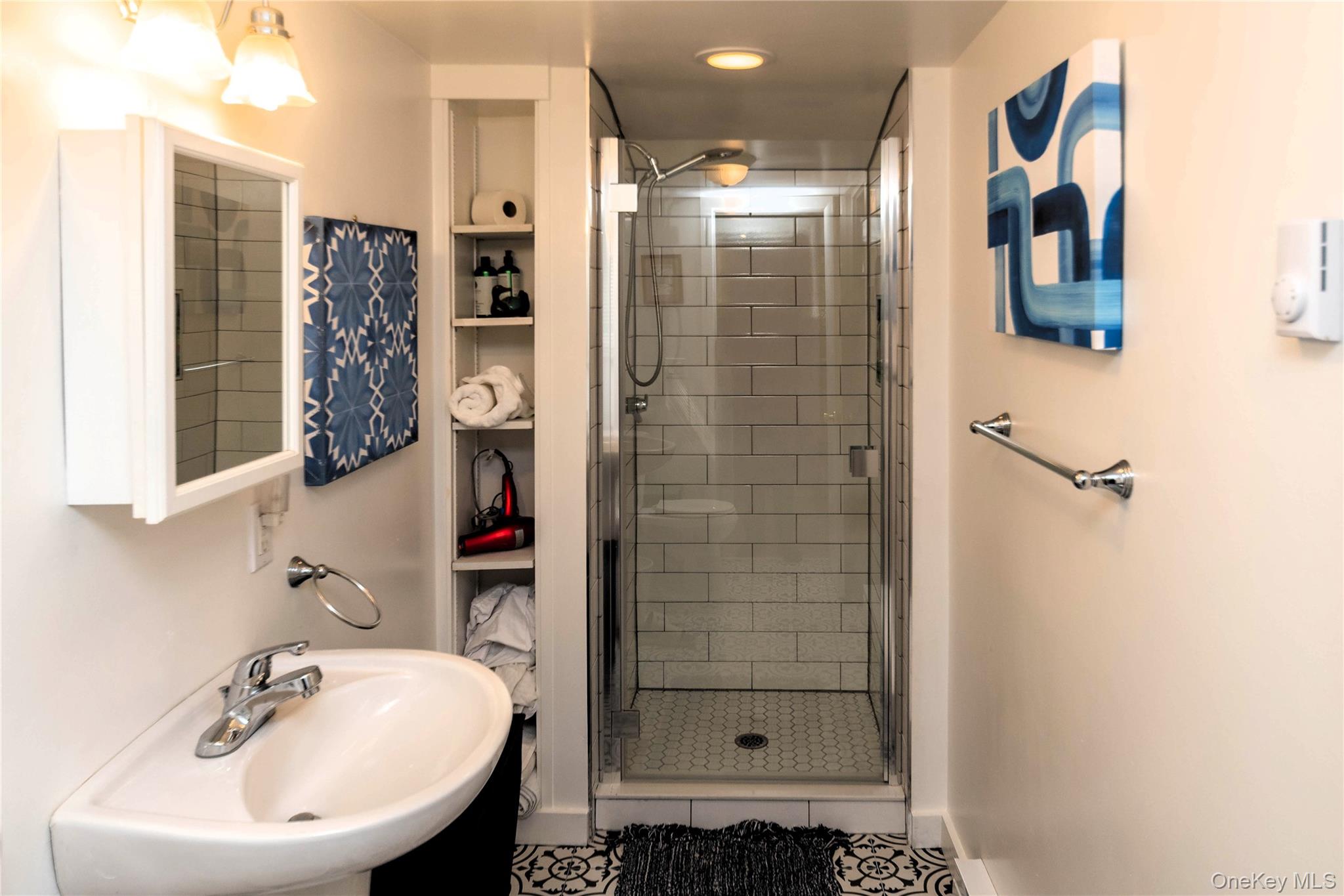 74 W Read Avenue, Smallwood, NY 12720