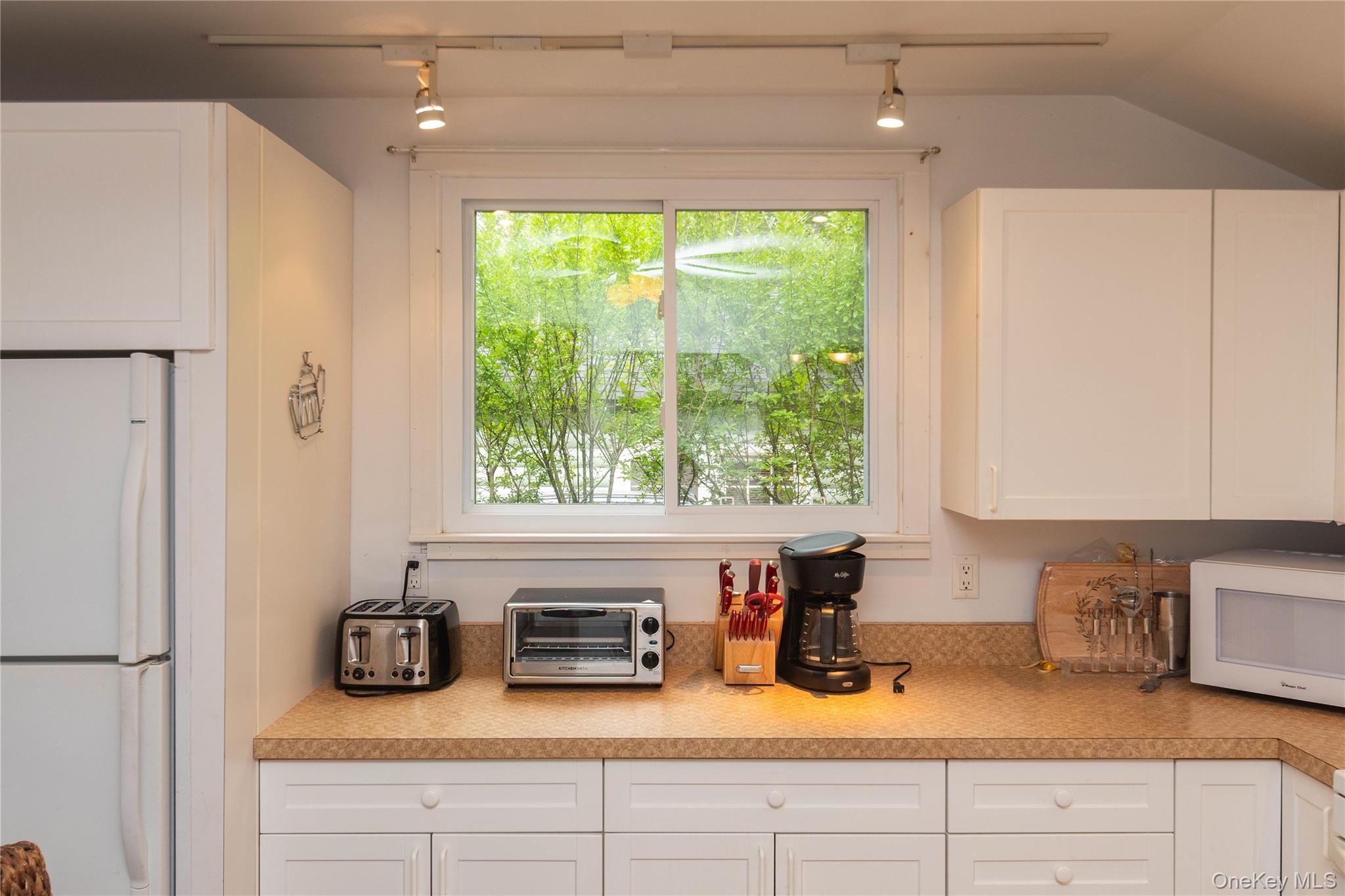 74 W Read Avenue, Smallwood, NY 12720