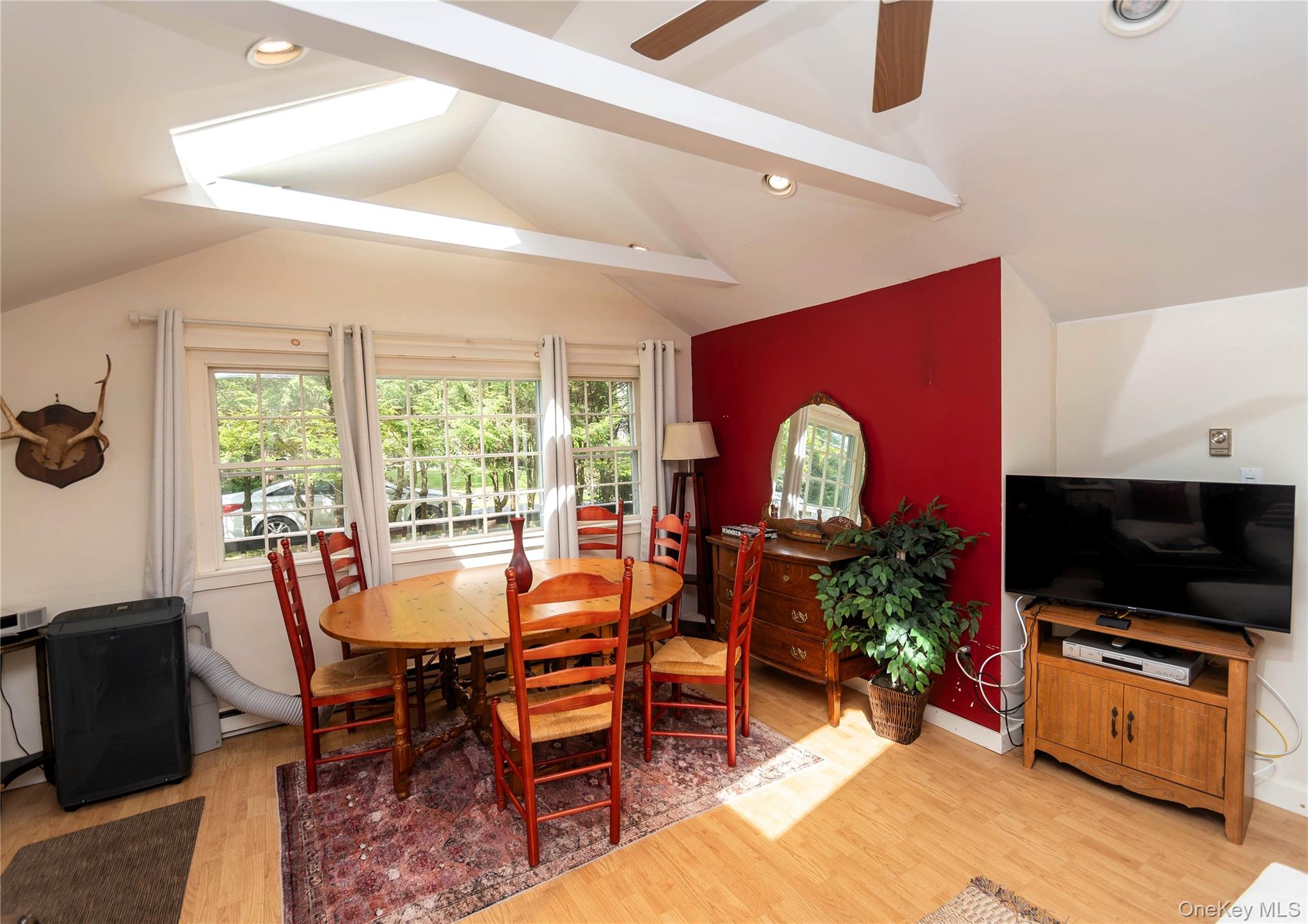 74 W Read Avenue, Smallwood, NY 12720