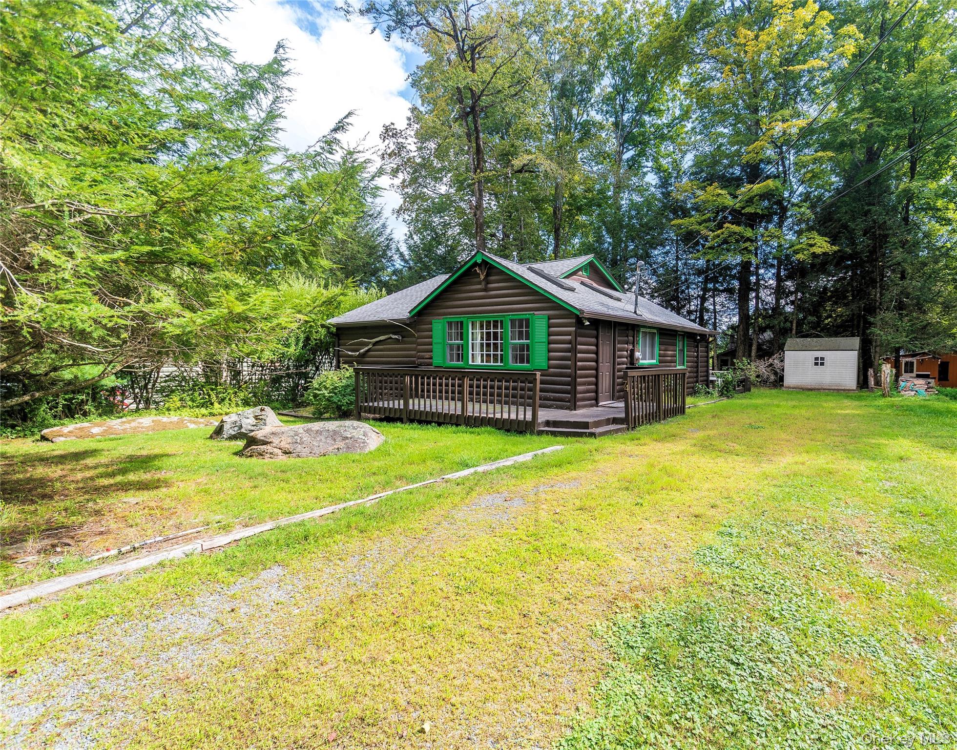 74 W Read Avenue, Smallwood, NY 12720